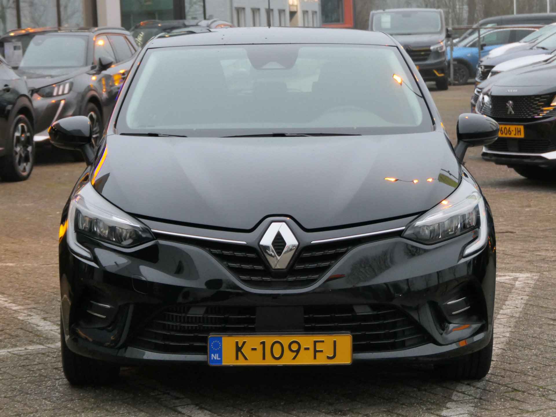 Renault Clio 1.0 TCe Bi-Fuel Zen | LED Koplampen | Parkeersens. | Navigatie | 1 eigenaar! - 12/38