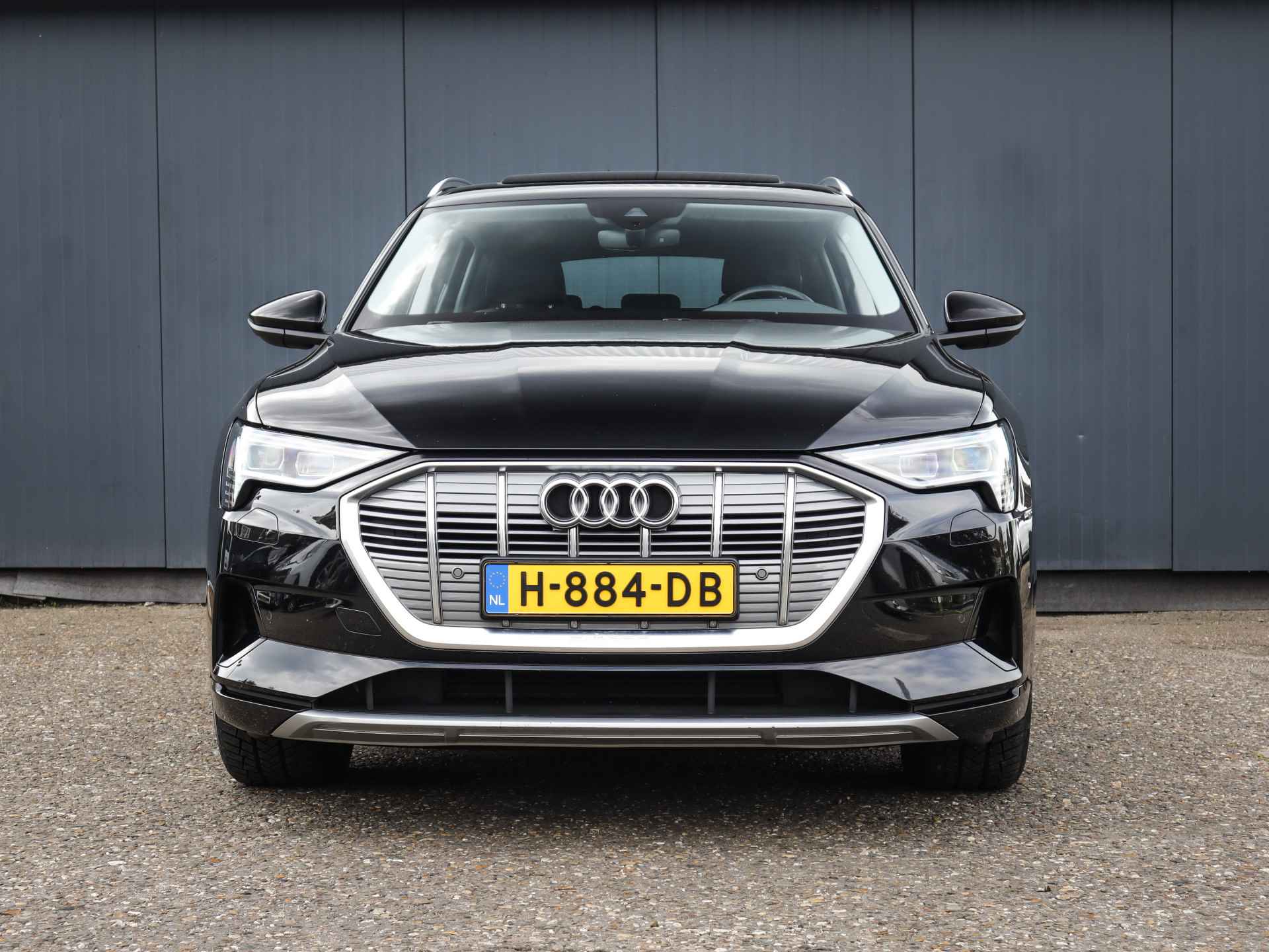 Audi e-tron E-tron 50 Quattro Launch Edition Plus 71 kWh (315 PK) 2e-Eig, Audi-Dealer-Onderh, 12-Mnd-BOVAG, NL-Auto, Panoramadak, Navigatie/Apple-Carplay/Android-Auto, Adaptive-Cruisecontrol, Keyless-Entry/Start, Parkeersensoren-V+A+Zij, Privacy-Glas - 36/42