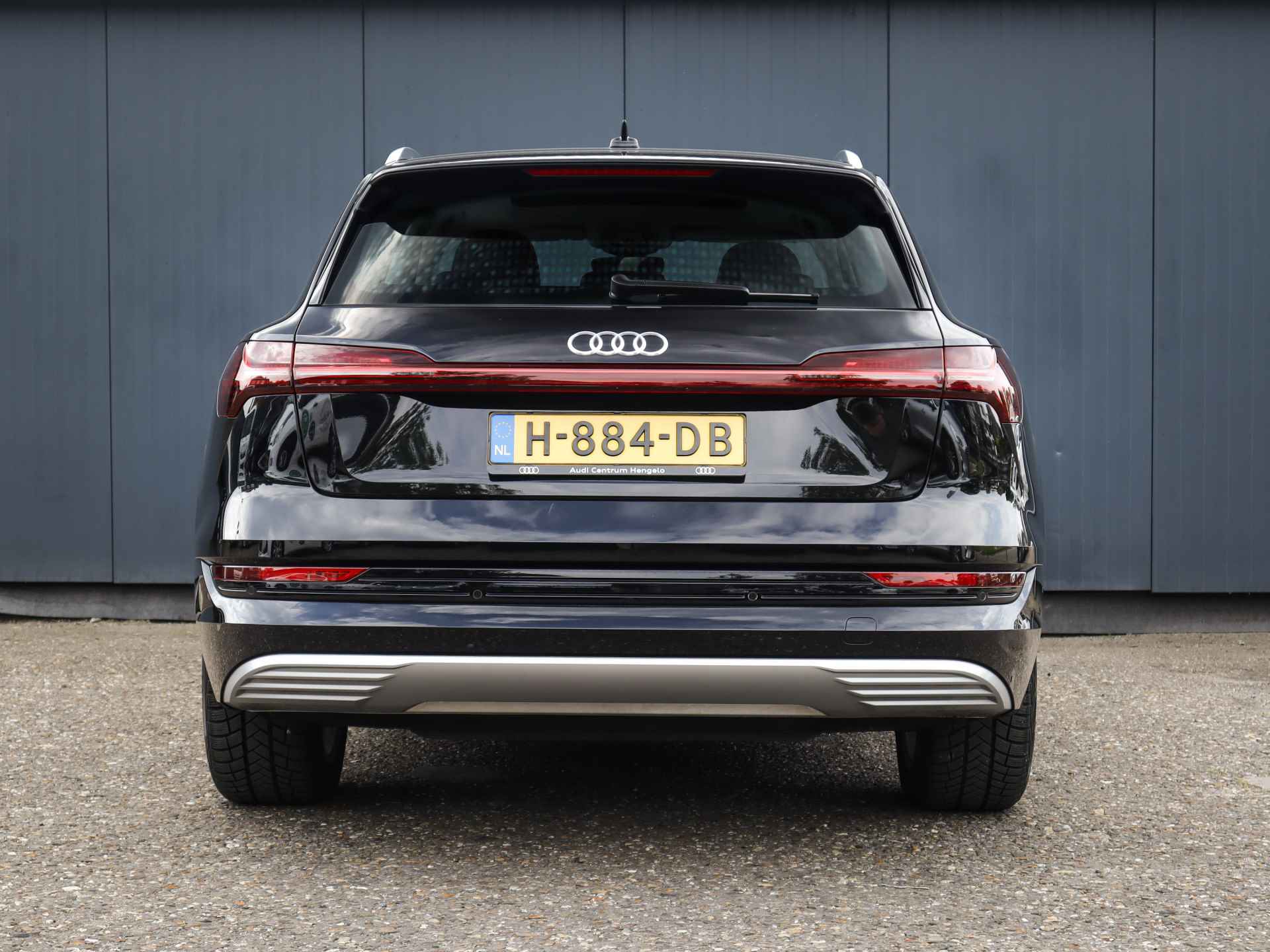 Audi e-tron E-tron 50 Quattro Launch Edition Plus 71 kWh (315 PK) 2e-Eig, Audi-Dealer-Onderh, 12-Mnd-BOVAG, NL-Auto, Panoramadak, Navigatie/Apple-Carplay/Android-Auto, Adaptive-Cruisecontrol, Keyless-Entry/Start, Parkeersensoren-V+A+Zij, Privacy-Glas - 38/42