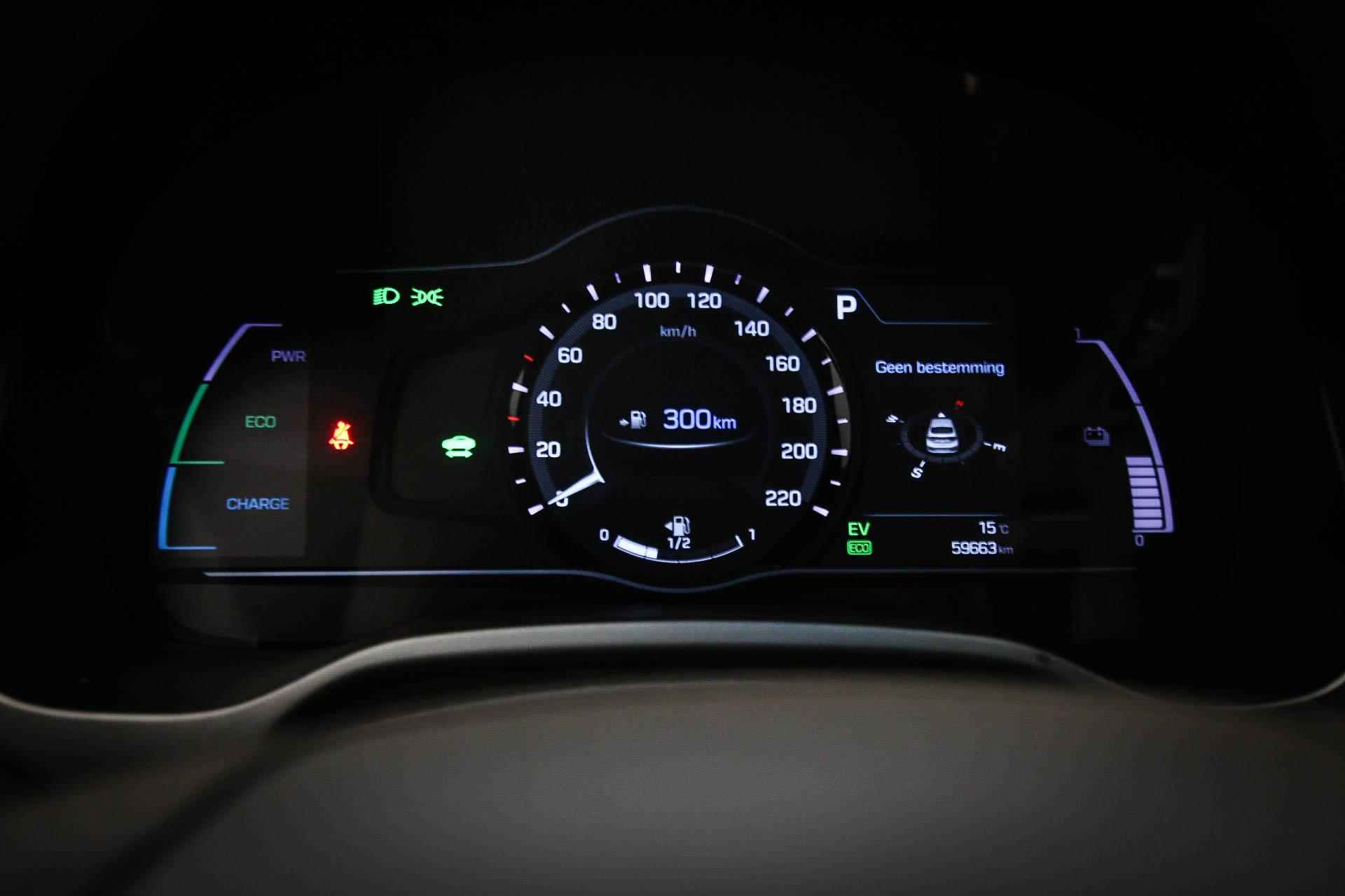 Hyundai IONIQ 1.6 GDi Premium | LEDER | STOEL KOELING | SCHUIF / OPEN DAK| ACC |  DAB | APPLE | CAMERA - 29/49