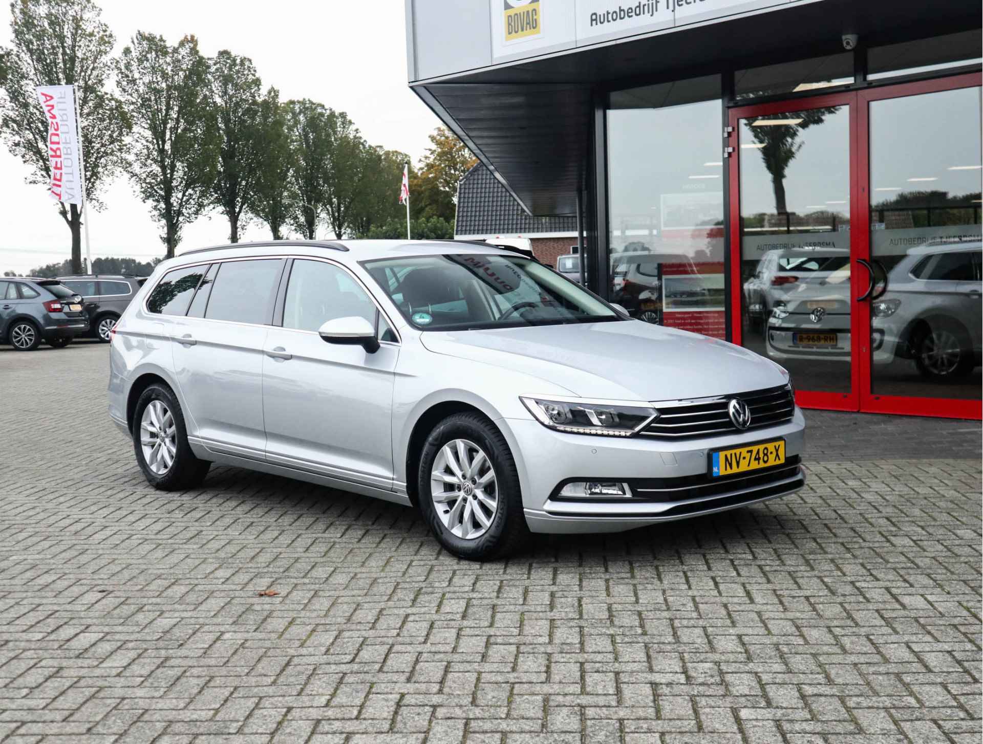 Volkswagen Passat Variant 1.4 TSI Comfortline Navi/Clima/Cruise/PDC/Trekhaak - 12/30