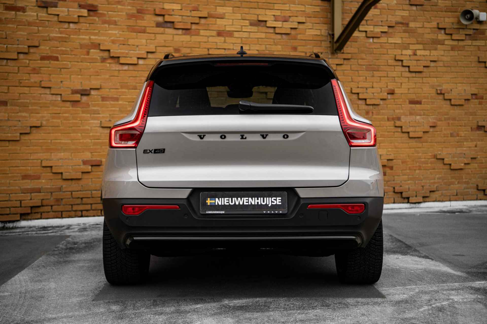 Volvo EX40 Single Motor Extended Range Ultimate 82 kWh XC40 | Black Pack | 20" |  Pixel Led | Nubuck | 360 Camera | Harman/Kardon | 360 Camera | Memory | Panoramadak | - 12/53