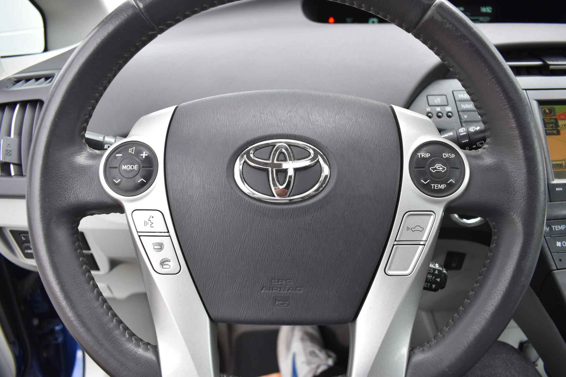 Toyota Prius 1.8 Executive - 13/36