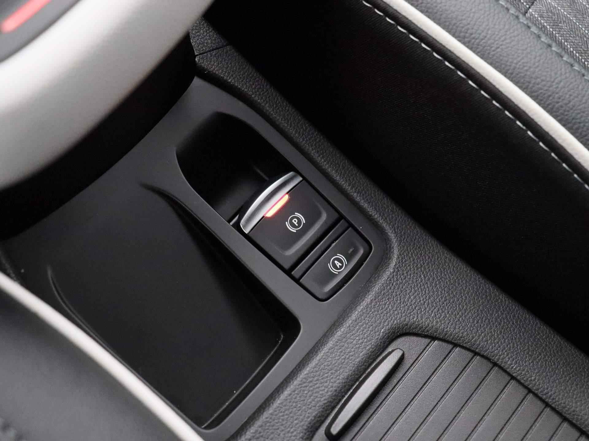 Renault Clio 1.0 - 90PK TCe Techno | Navigatie | Climate Control | Apple Carplay/Android Auto |  16 inch Velgen  | Parkeersensoren | LED Lampen | Camera | - 21/36