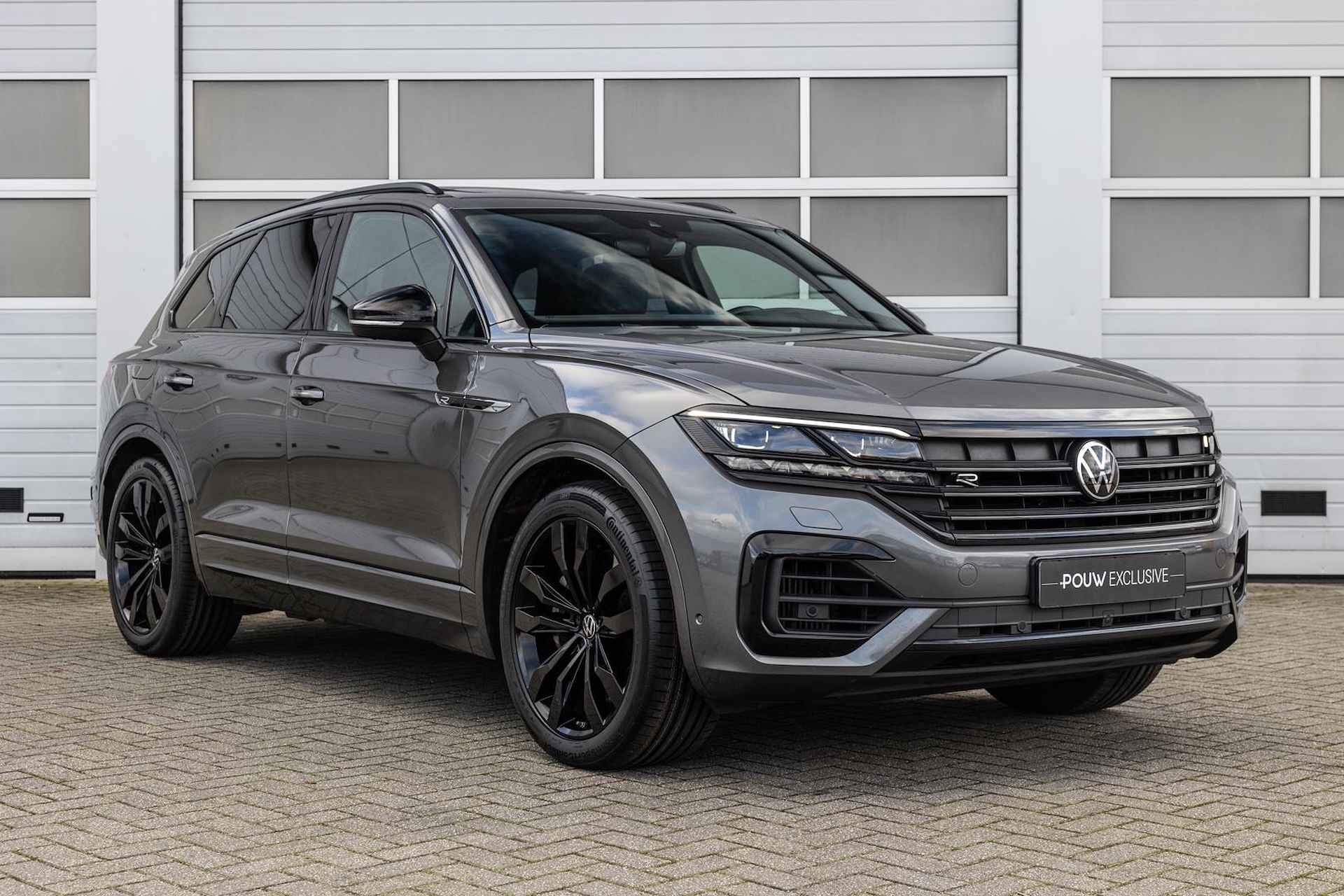 Volkswagen Touareg R 3.0 TSI 462pk eHybrid 4MOTION | SoH 92% | Trekhaak | Panoramadak | Luchtvering | 360 Camera | Klasse 5 Alarm - 11/60