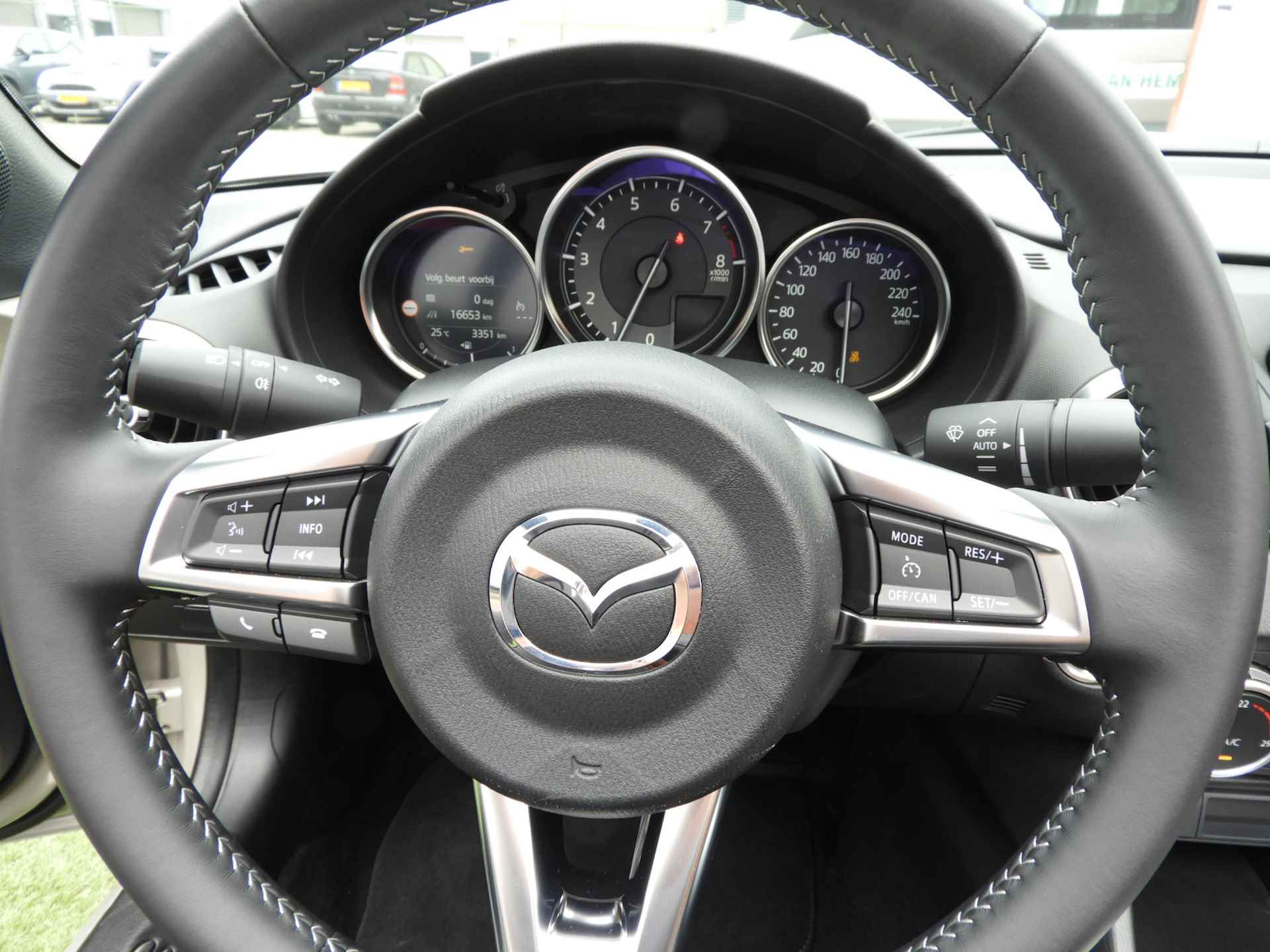 MAZDA Mx-5 Roadster 1.5 Skyactiv-G 132pk Kazari - 18/34