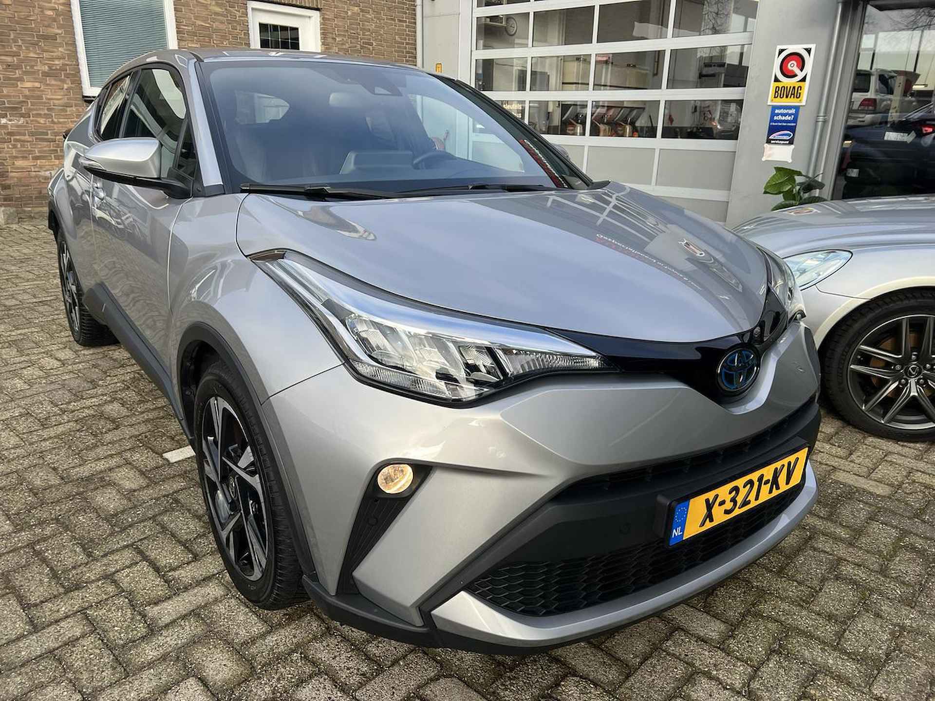 Toyota C-HR 1.8 Hybrid Dynamic Nav A/T + FABRIEKSGARANTIE - 3/37