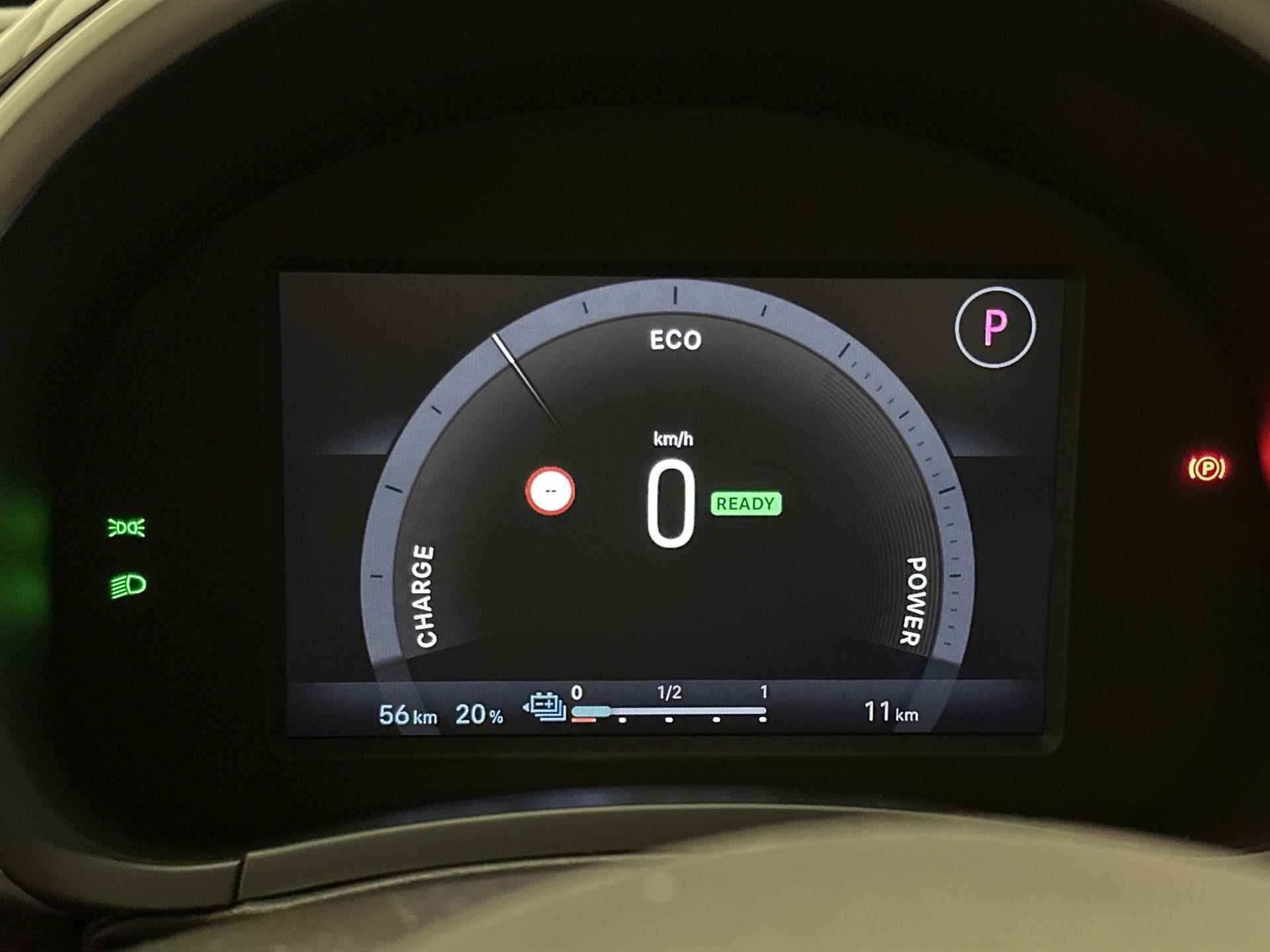 Fiat 600e EV Urban 54 kWh | Navigatie via Apple Carplay/Android Auto | Achteruitrijcamera | Parkeersensoren Voor en Achter | Keyless Entry/Start | LED Koplampen | Dodehoek Detectie | Climate Control | Cruise Control | 17" Lichtmetalen Velgen | - 19/34