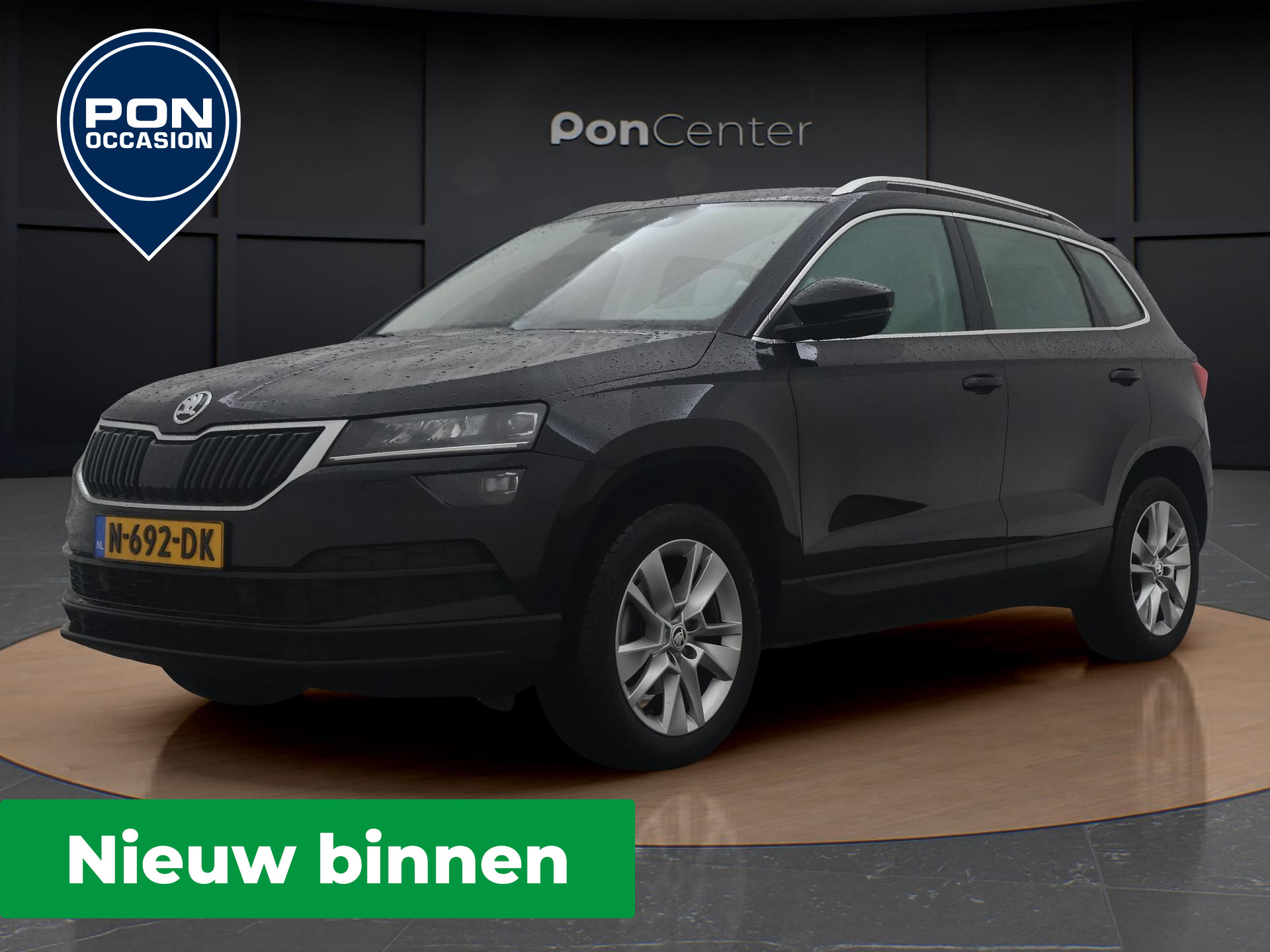 Skoda Karoq 1.5 TSI ACT Business Edition Plus | NIEUW BINNEN | Stoelverwarming | Navigatie | LED | Camera | ACC |