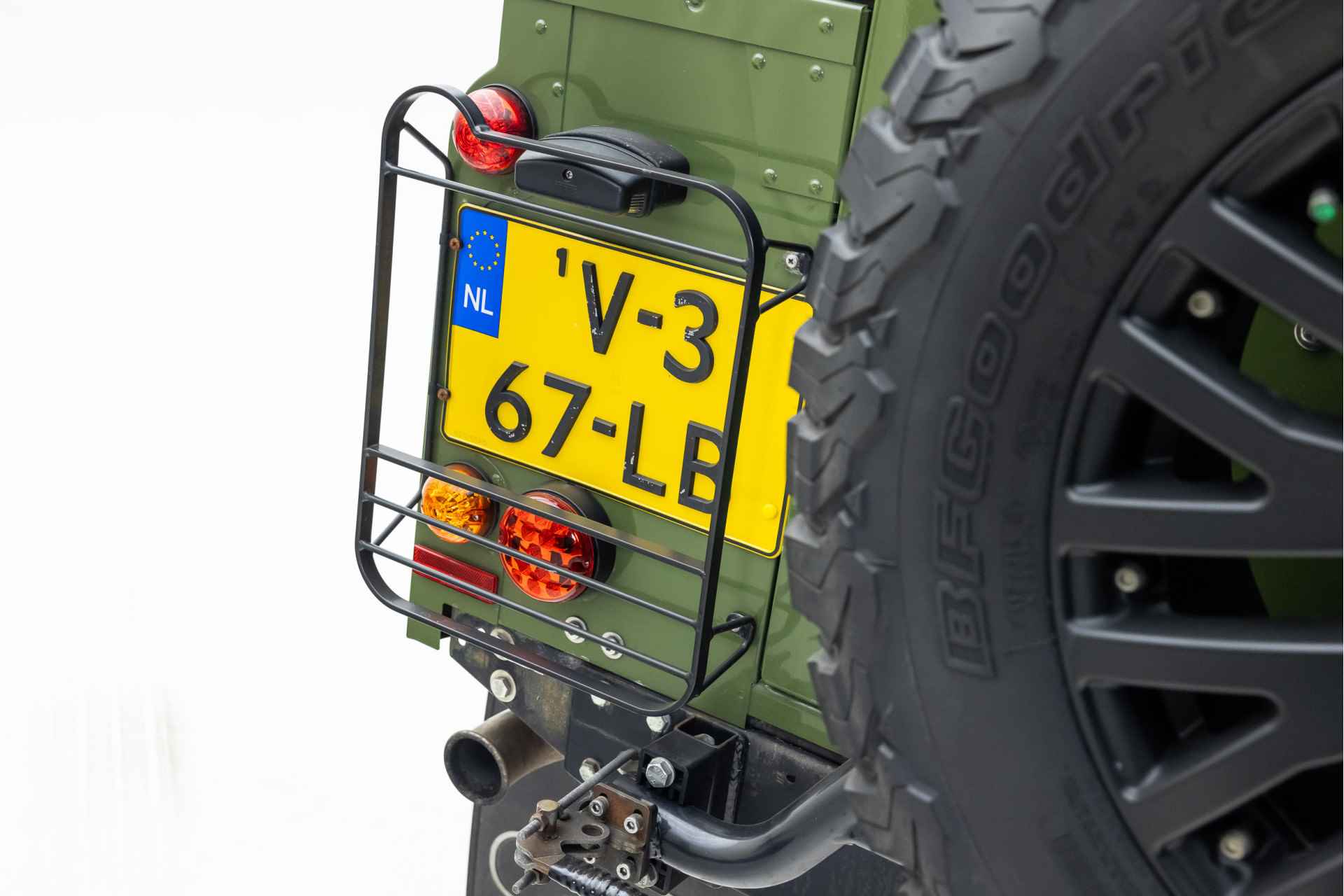 Land Rover Defender 2.2 D SW 110" XTech | 7-persoons | - 26/40