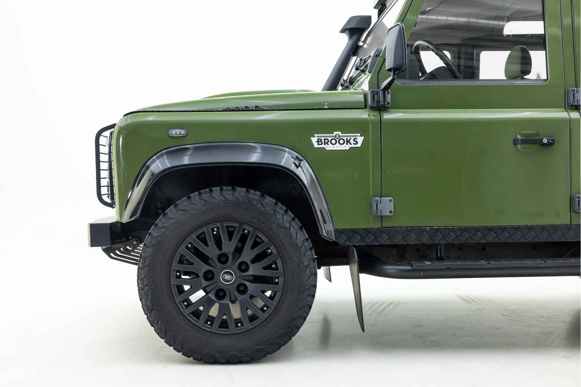 Land Rover Defender 2.2 D SW 110" XTech | 7-persoons | - 34/40