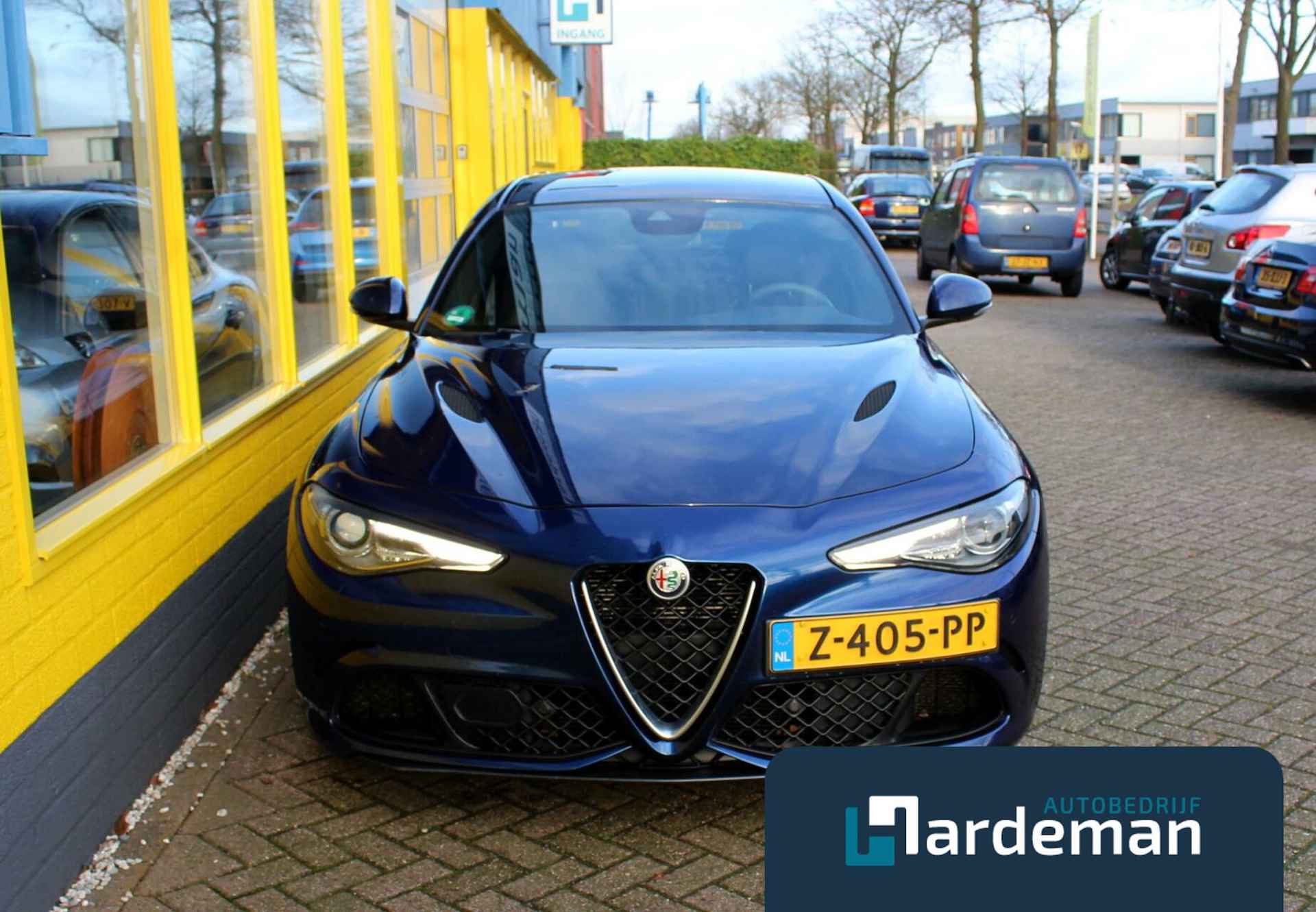 Alfa Romeo Giulia 2.9 V6 Quadrifoglio H/K Driver assist. - 27/30