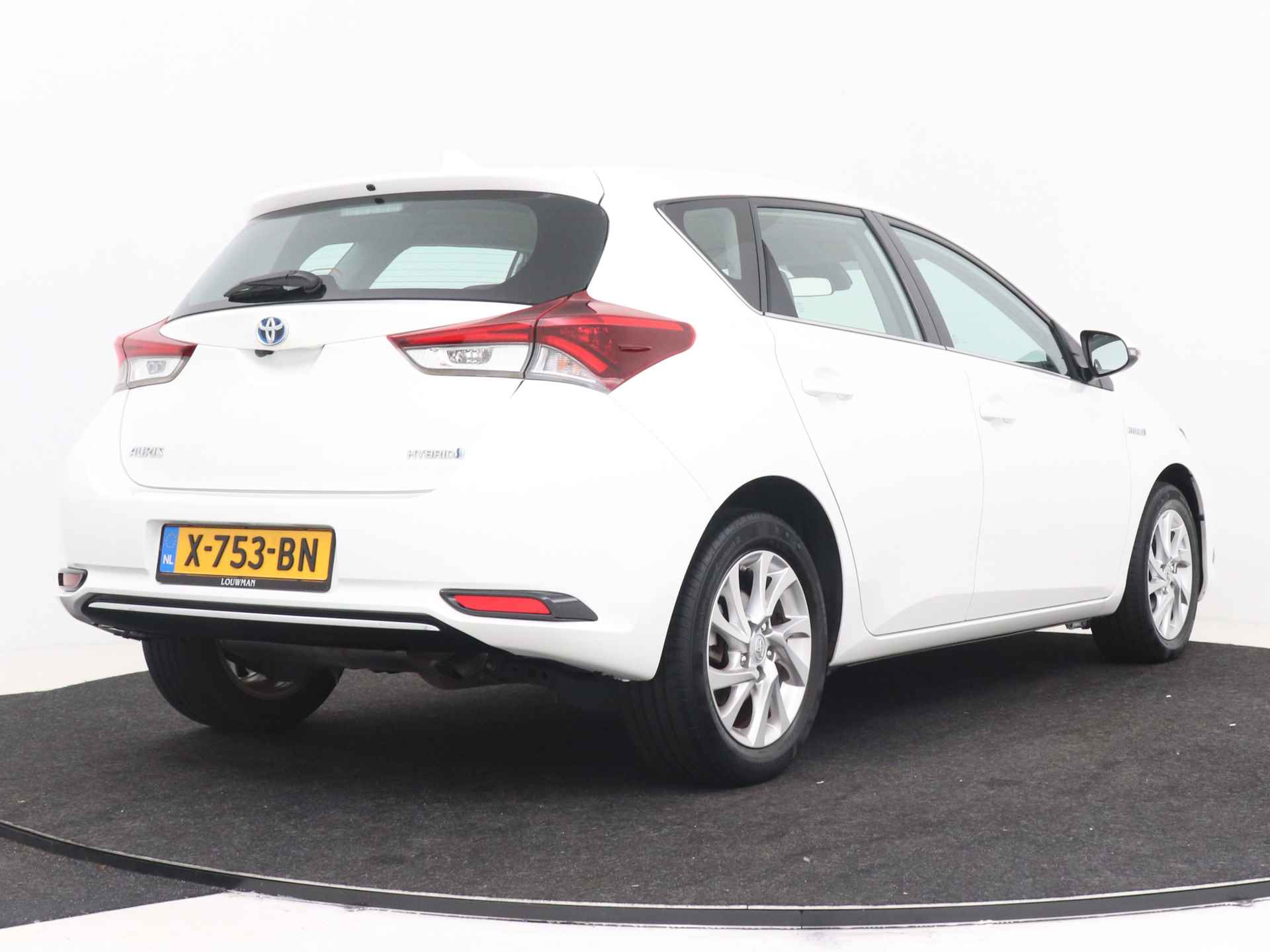 Toyota Auris 1.8 Hybrid Aspiration Limited | Camera | Climate Control | Cruise Control | LM velgen | - 3/45