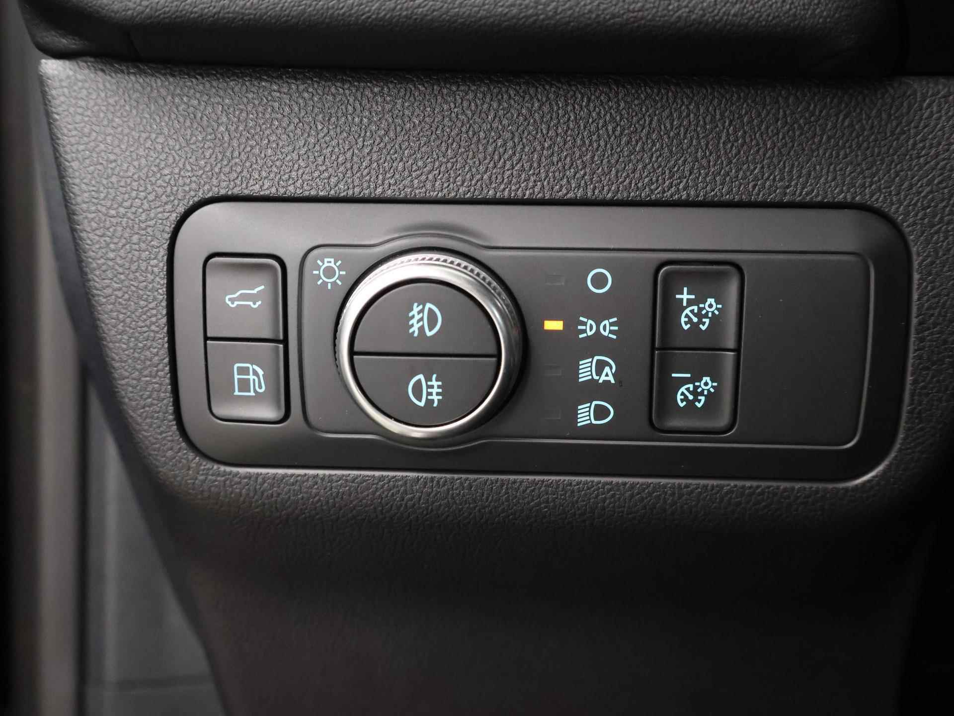 Ford Kuga 2.5 PHEV Vignale | Parkeerassistent | Adapt. Cruise Control | Adapt. LED koplampen | Winterpakket | - 36/49