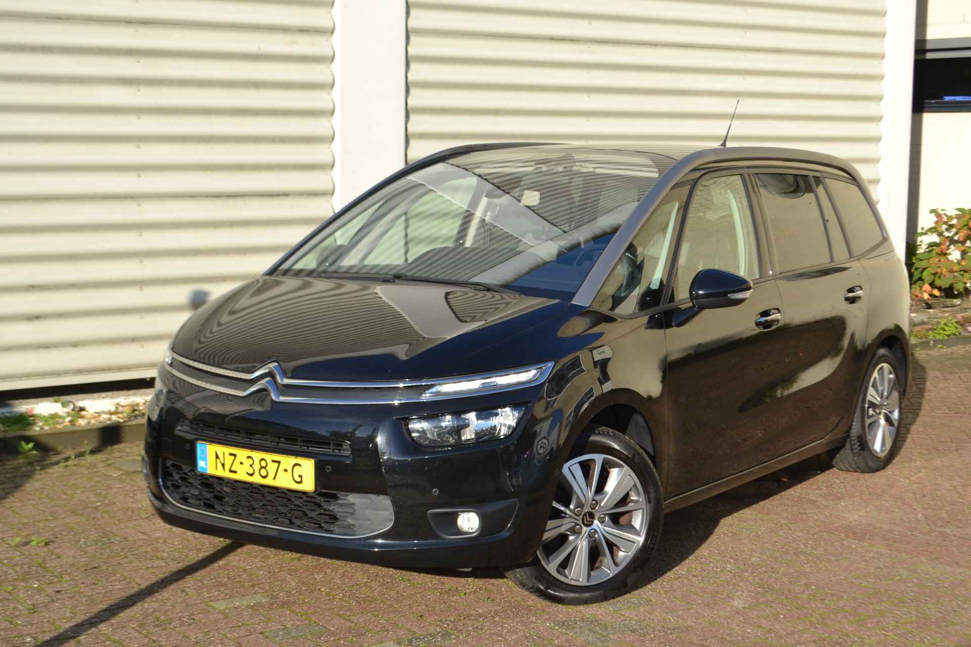 Citroën Grand C4 Picasso 1.6 BlueHDi Shine - 2/40