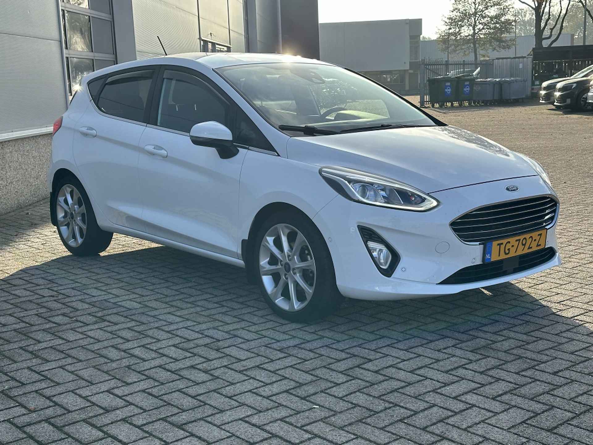 Ford Fiesta 1.0 EcoB. Titanium  | Winterpack | Driverpack | Adapt Cruise - 2/24