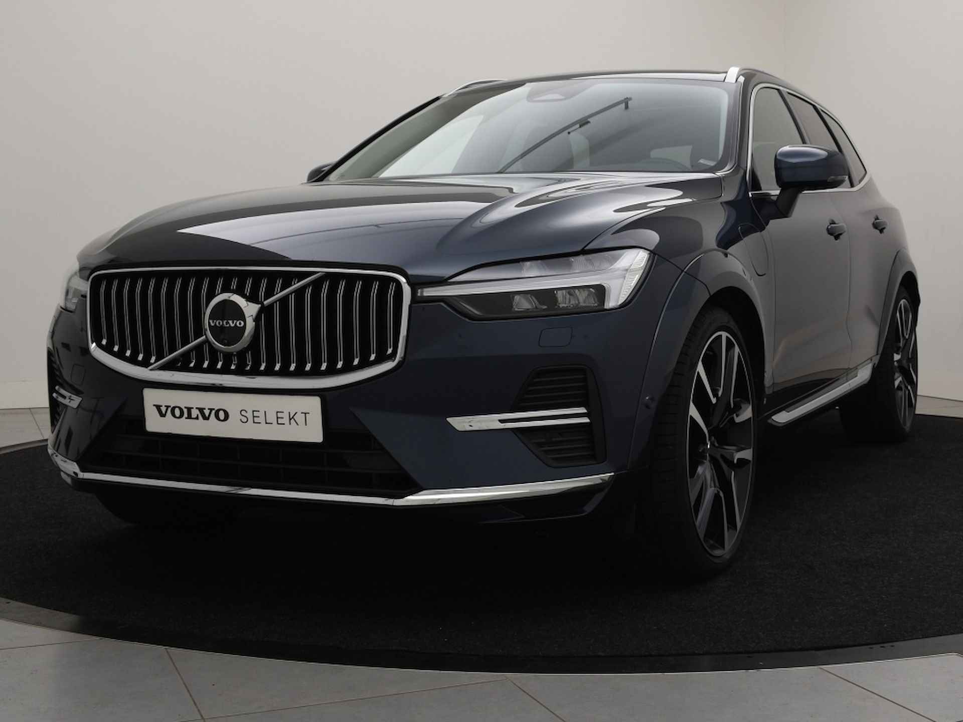 Volvo XC60 T8 PLUG-IN HYBRID LONG RANGE ULTIMATE BRIGHT 22INCH LUCHTVERING - 2/43