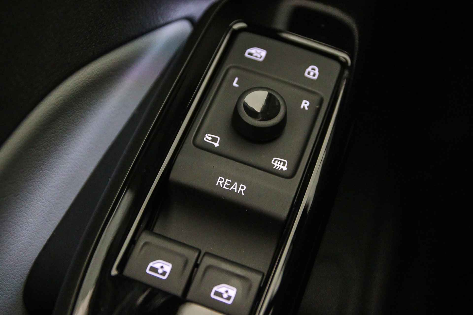 Volkswagen ID.3 Pro 204pk Automaat Warmtepomp, 360 camera, Navigatie, Adaptive cruise control, Stoelverwarming, Airco, DAB, Stuurwiel verwarmd, Parkeersensoren, LED verlichting - 14/47