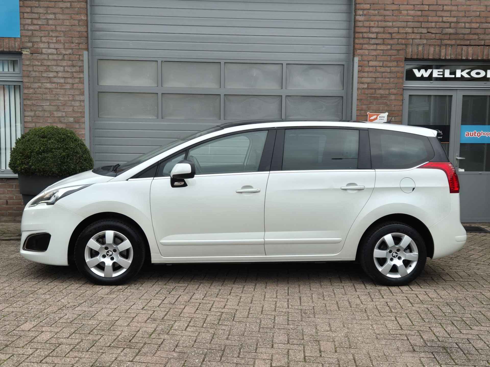 Peugeot 5008 1.6 THP Active 7pers. Pano dak, 7 persoons, Nw distributie en koppeling - 16/39