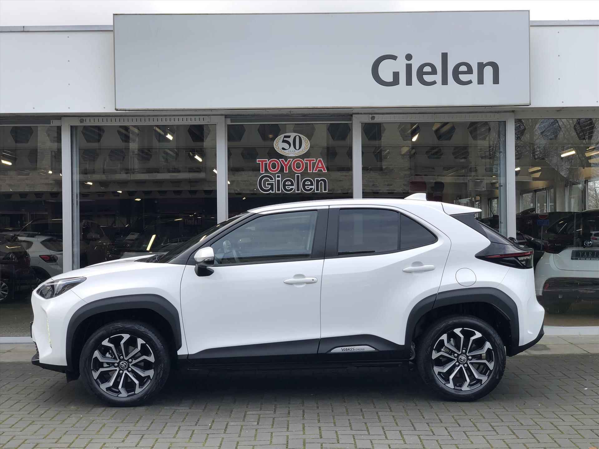 Toyota Yaris Cross 1.5 Hybrid Dynamic Plus | Smart Connect, Stoel + Stuurverwarming, Apple CarPlay, Keyless, 17inch, Groot scherm - 3/35