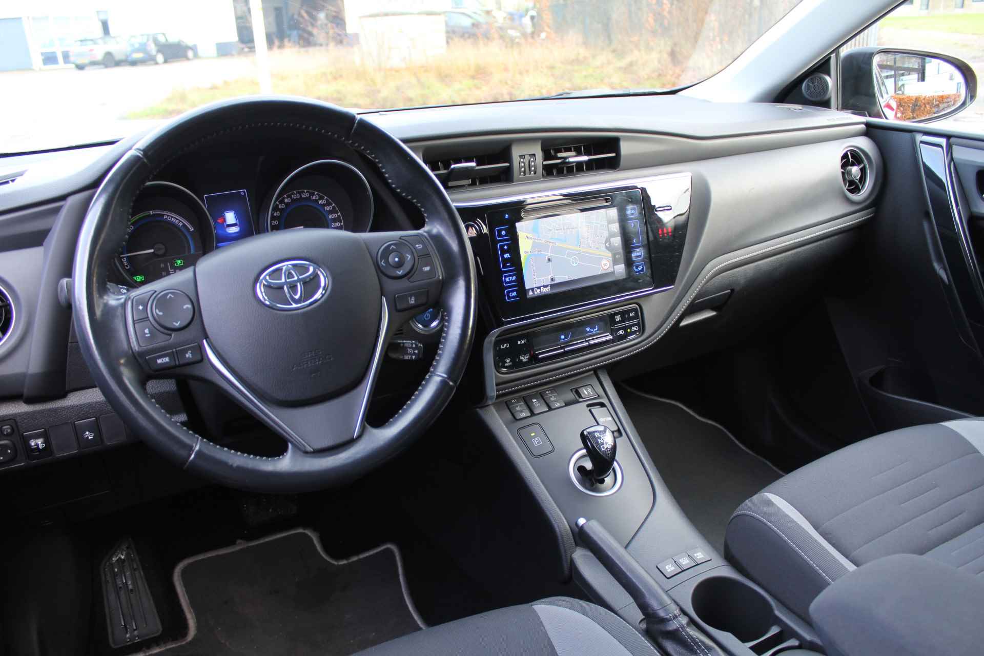 Toyota Auris Touring Sports 1.8 Hybrid Freestyle | Rijklaar | Navi | Stoelverwarming | Camera | Cruise | Clima - 3/29