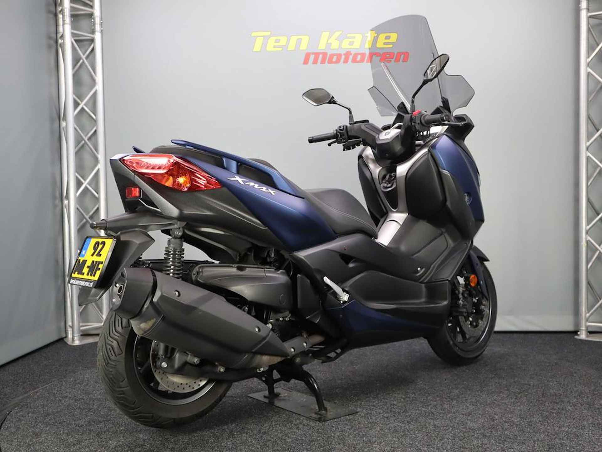 Yamaha X-MAX 400 - 10/13