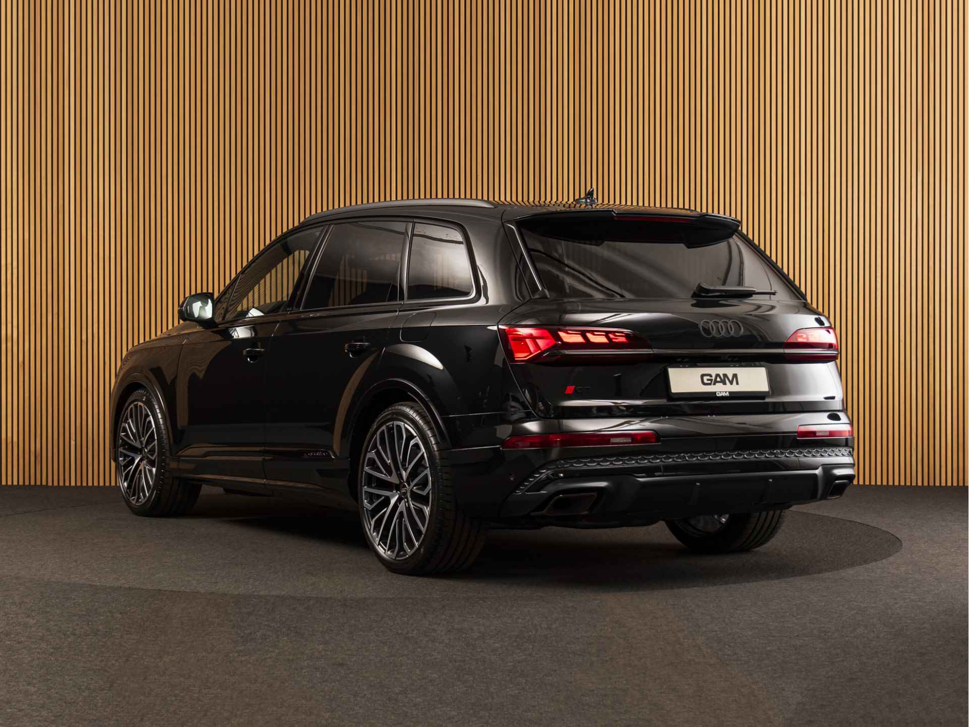 Audi Q7 60 TFSI e quattro Competition B&O-22"-PANO-TOUR-CITY-PARKING - 3/30