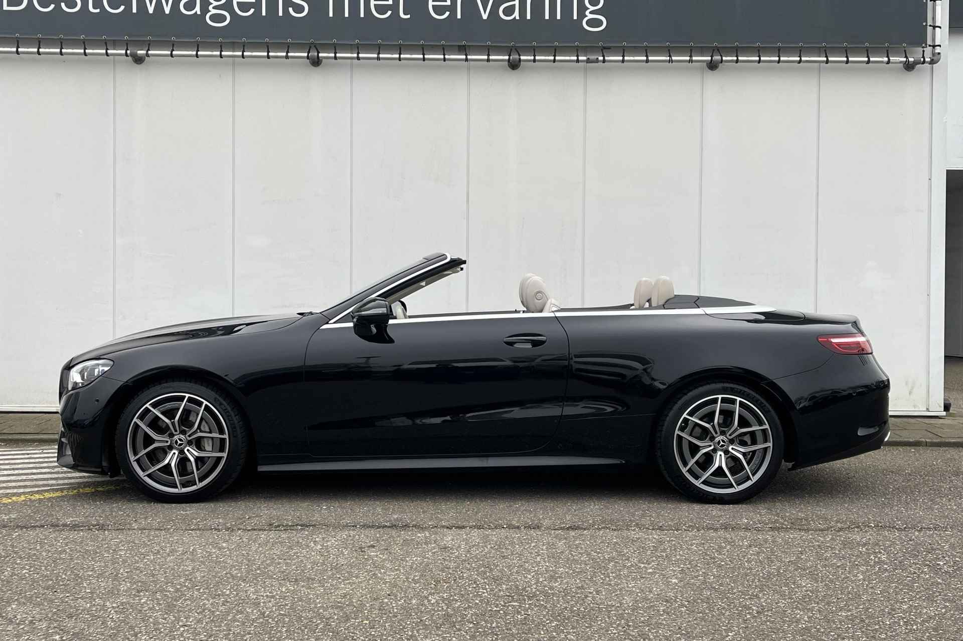 Mercedes-Benz E-klasse E 300 Cabriolet Automaat AMG Line | Cabriolet Comfortpakket | Distronic+ | Stoelventilatie | Multibeam LED | Sfeerverlichting | Memory | Parkeerpakket met 360° Camera - 7/24