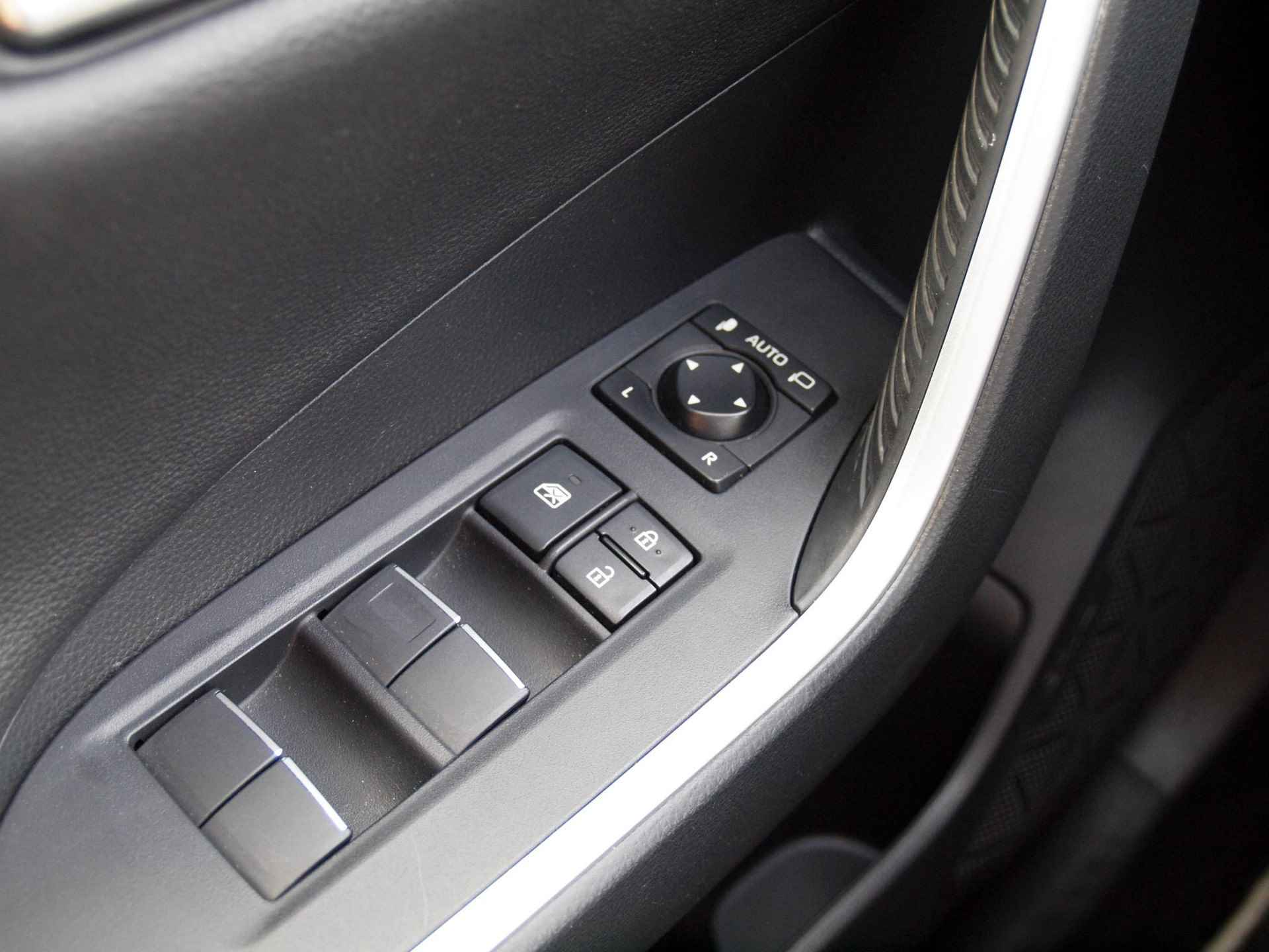 Toyota RAV4 2.5 Hybrid Active | Camera | Bluetooth | Cruise Control | - 25/30