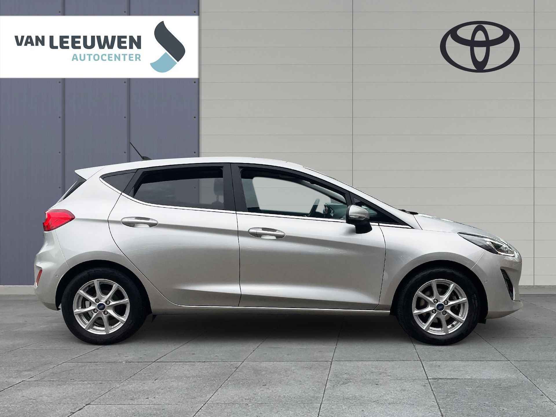 Ford Fiesta 1.0 EcoBoost Hybrid Titanium X - 4/25