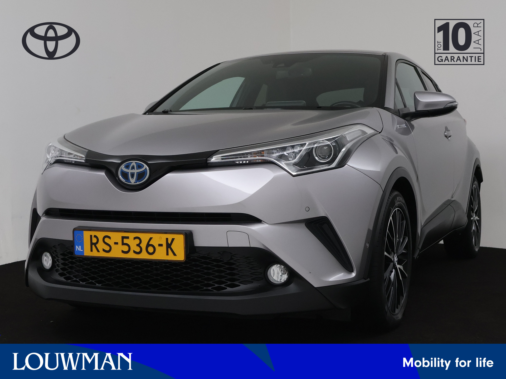 Toyota C-HR 1.8 Hybrid Executive | JBL | Navigatie | Adaptive Cruise Control | Trekhaak | LM velgen | Parkeerhulp |