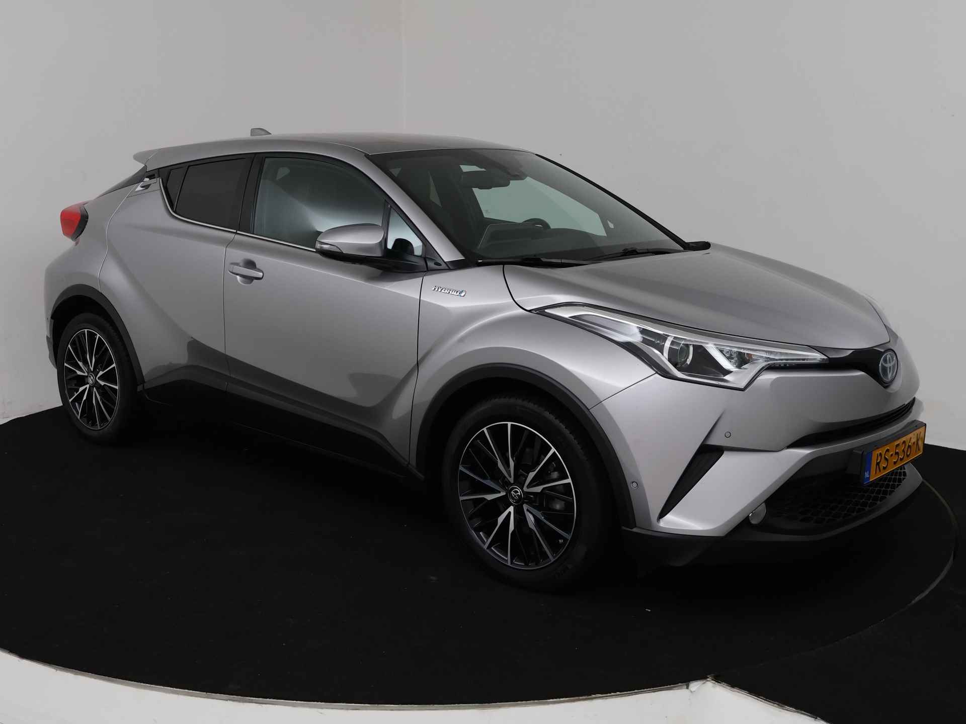 Toyota C-HR 1.8 Hybrid Executive | JBL | Navigatie | Adaptive Cruise Control | Trekhaak | LM velgen | Parkeerhulp | - 29/42