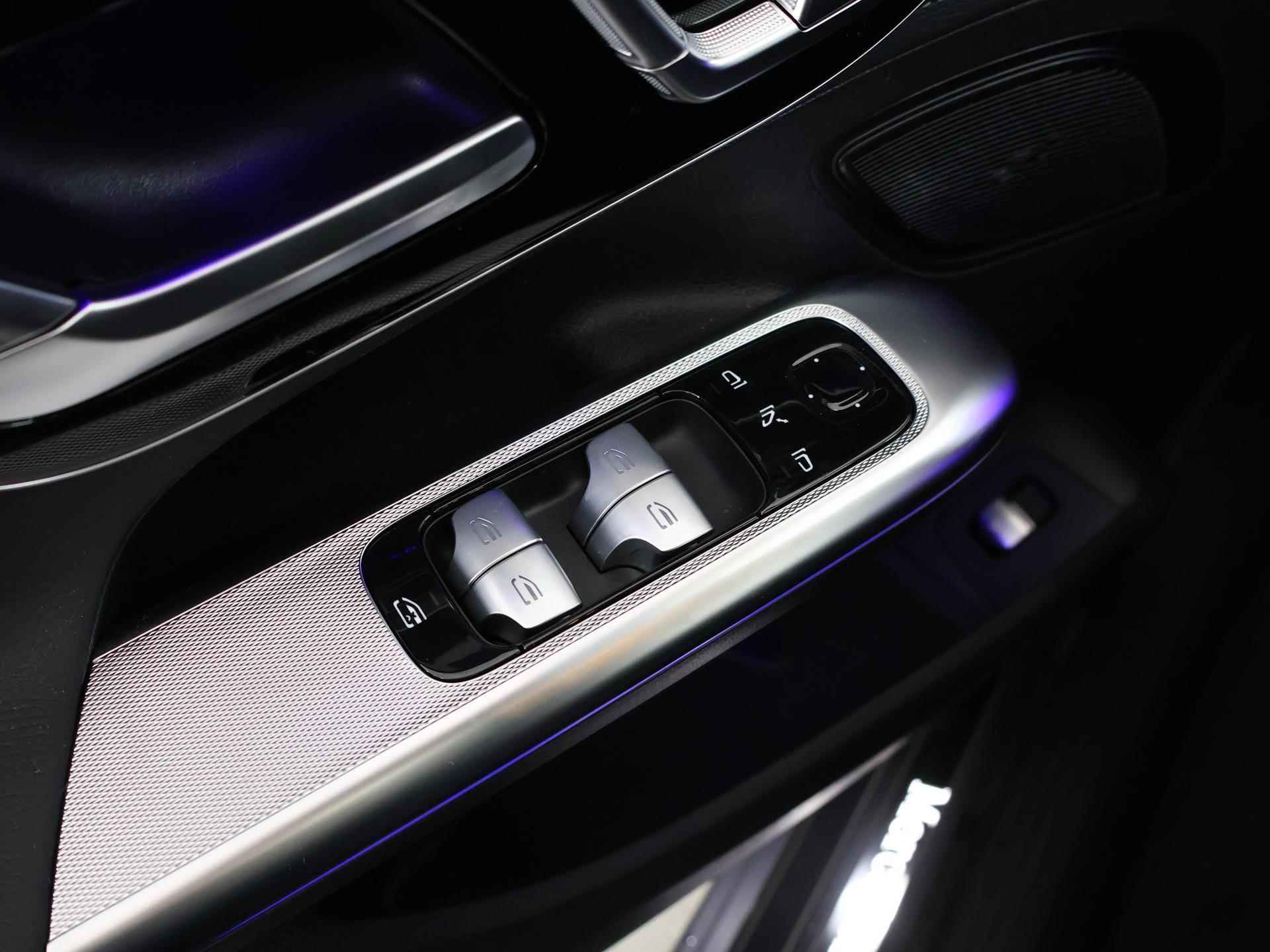 Mercedes-Benz EQE 300 Business Line 89 kWh | Panoramadak | Getinte ramen achter | Lederlook | 19 inch LM velgen - 37/47