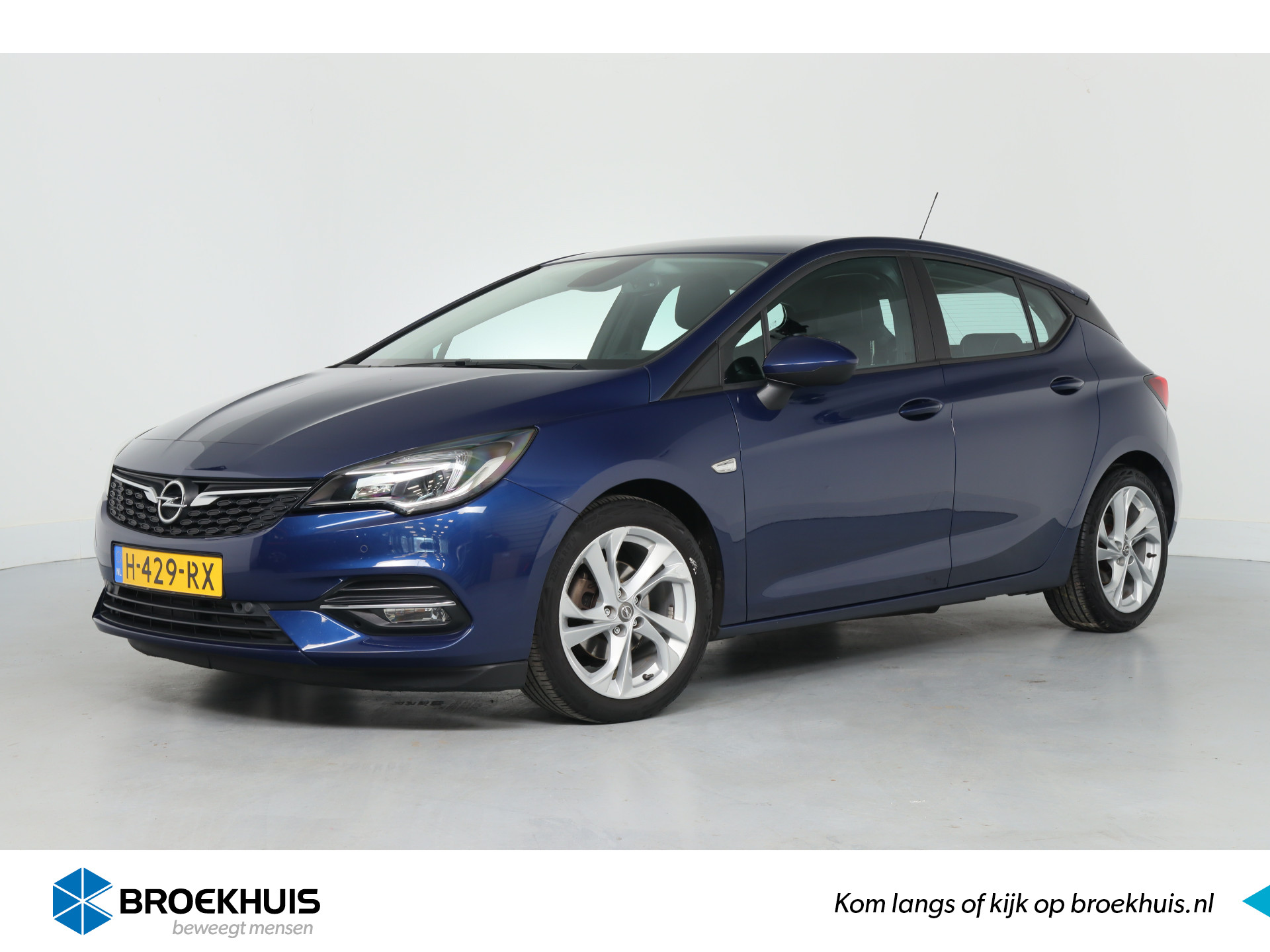 Opel Astra 1.2 Edition | Trekhaak afneembaar | Climate Control | Camera | Navigatie | AGR Stoelen | Parkeersensoren V+A | Dealer onderhoude