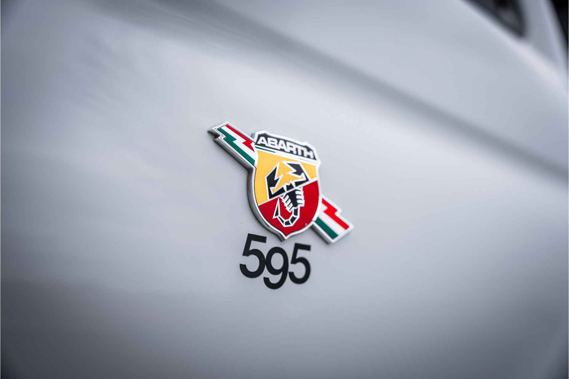 Fiat 500C 1.4 T-Jet automaat Abarth COMPETIZIONE Cabriolet - 19/63