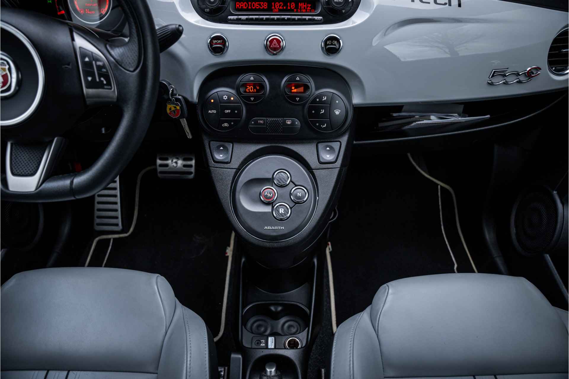 Fiat 500C 1.4 T-Jet automaat Abarth COMPETIZIONE Cabriolet - 51/63