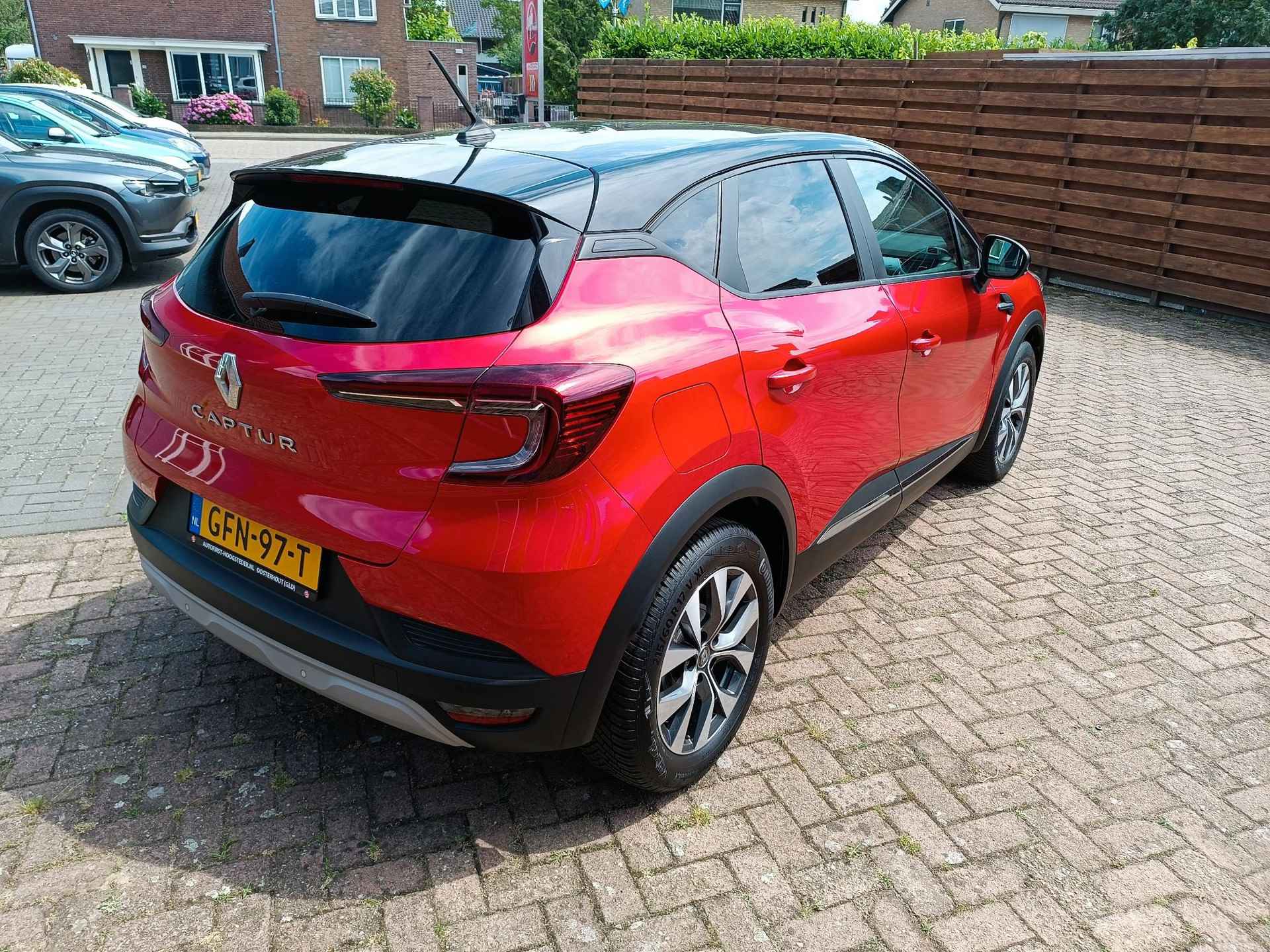 Renault Captur 1.0 TCe 100 Navi, cruise, Climate - 2/26