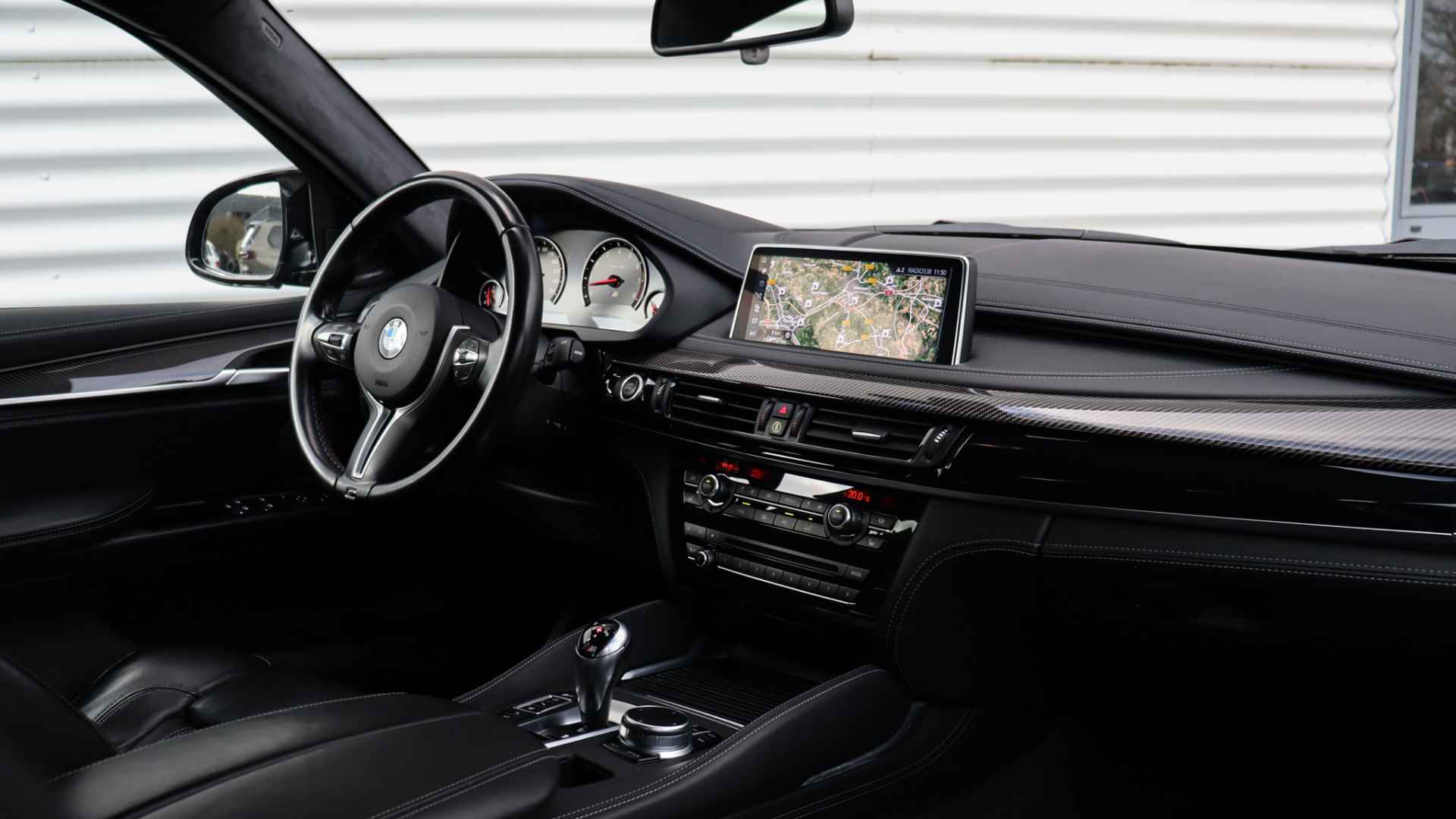 BMW X6 M | Harman/Kardon | Entertainment Professional | Head-up | Alcantara | Carbon - 37/38