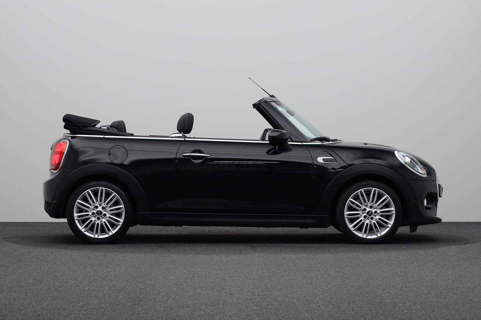 MINI Cabrio 1.5 Cooper Chili | Comfort Acces | PDC Achter | - 10/31