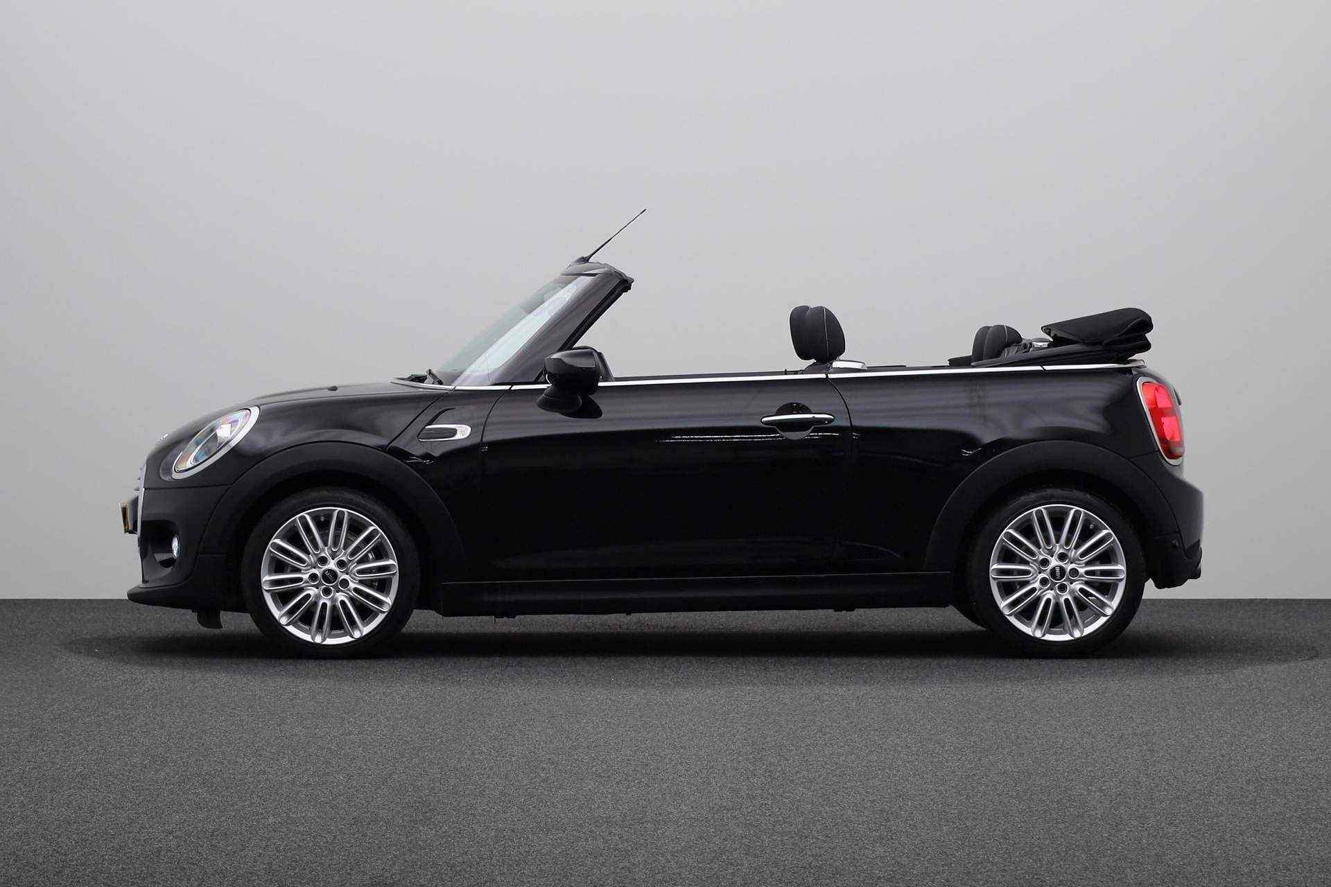 MINI Cabrio 1.5 Cooper Chili | Comfort Acces | PDC Achter | - 12/31