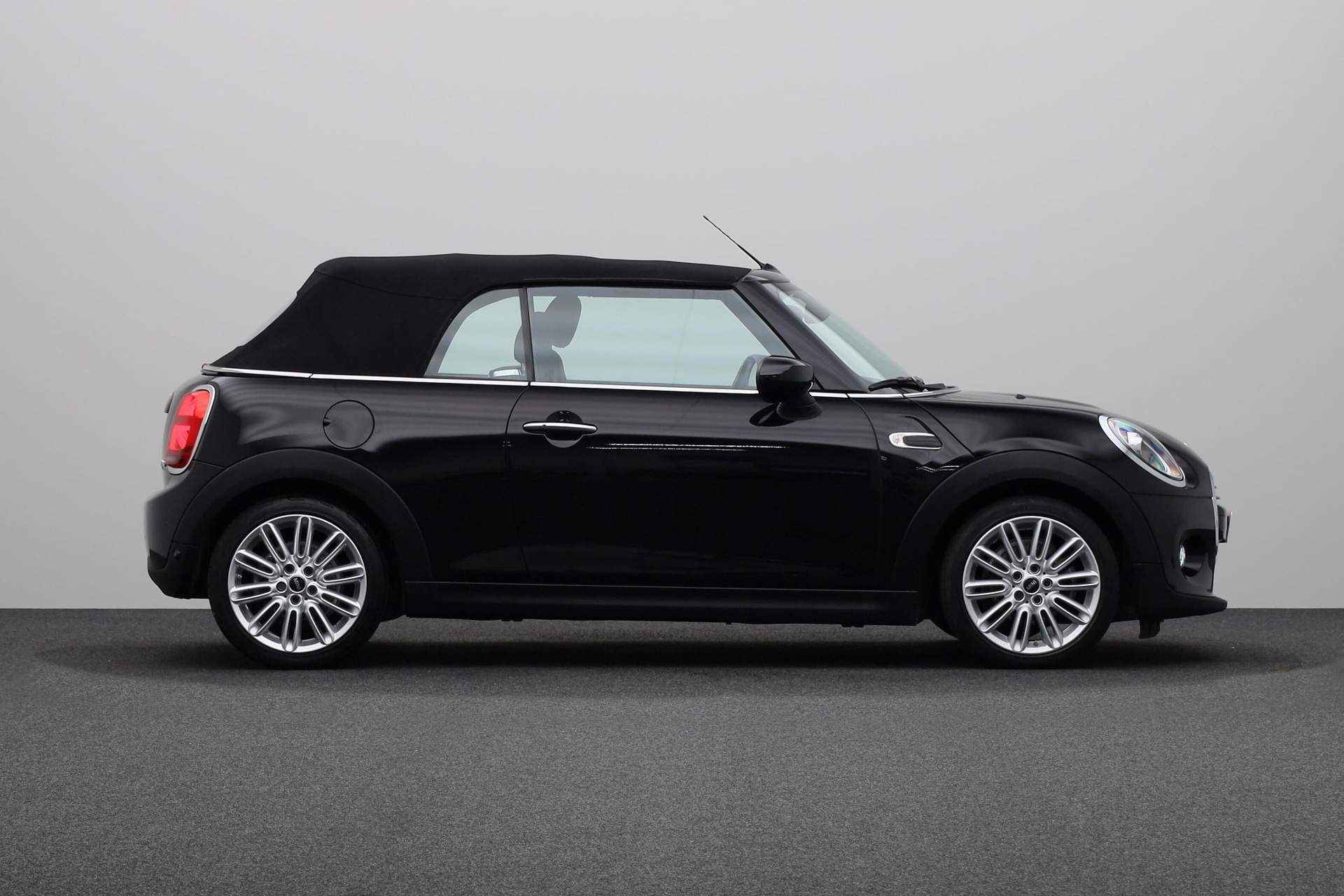 MINI Cabrio 1.5 Cooper Chili | Comfort Acces | PDC Achter | - 30/31