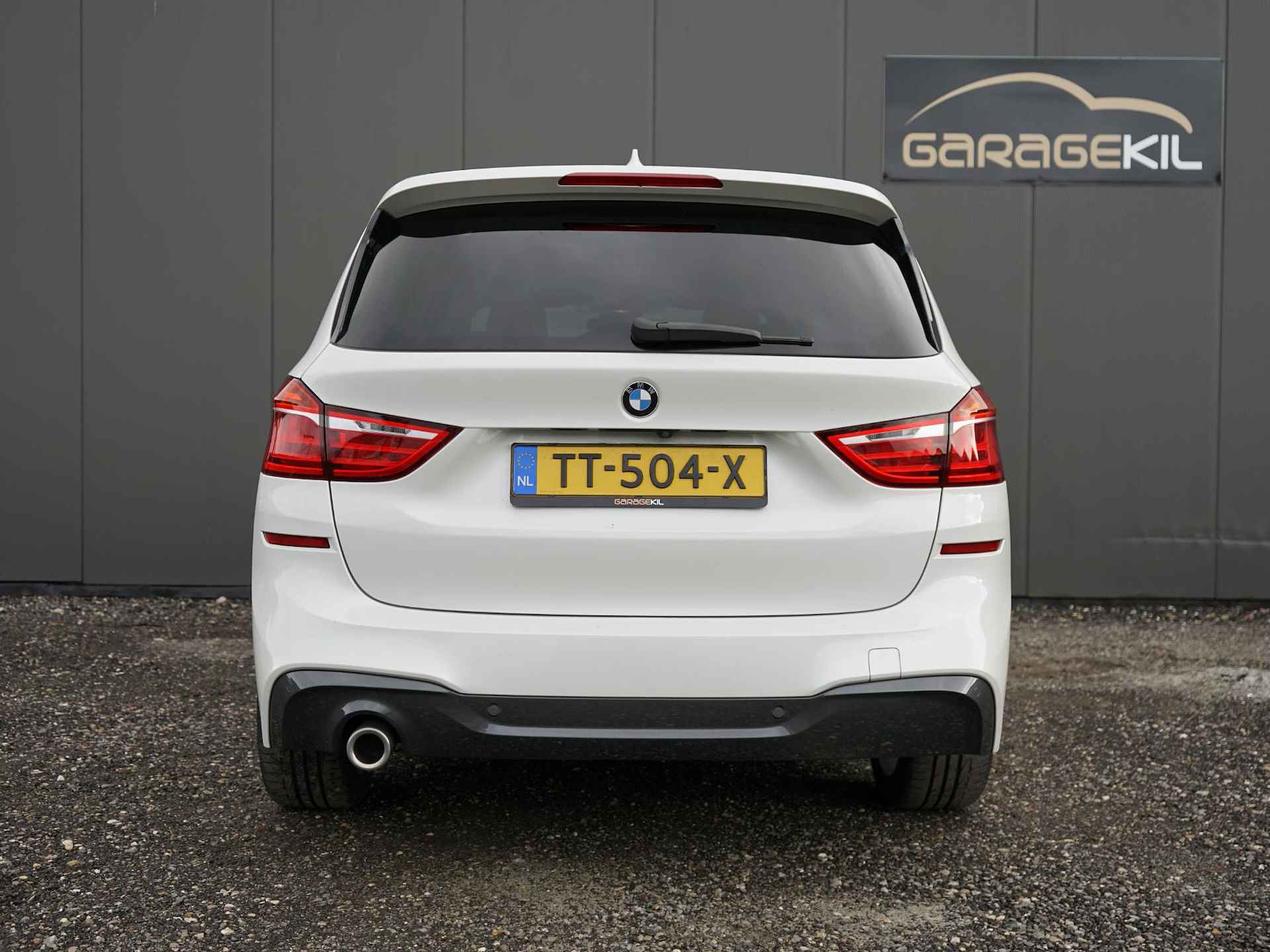 BMW 2-serie Gran Tourer 218i 7p. High Executive Launch Edition BTW / M-Sport pakket /1ste eig. / Orig.NL / NAP / Panoramadak / 7-persoons / Parelmoer/ Head-Up / Navi Prof - 7/32