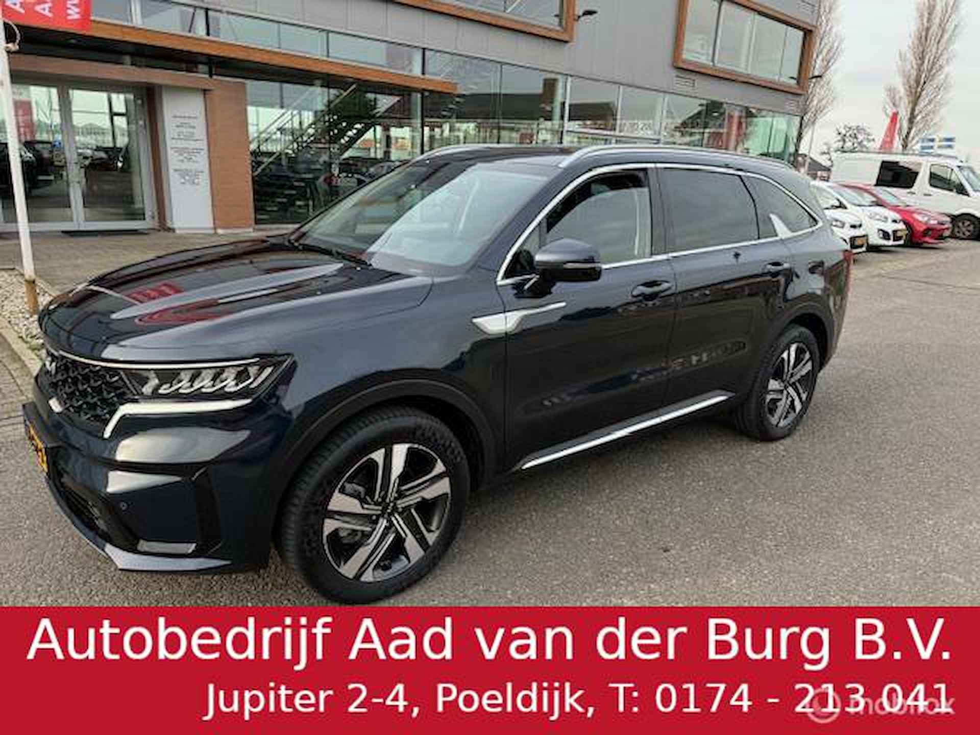 Sorento 1.6T 267pk PHEV Hybrid 7 Pers. 4WD Automaat Edition , 55 km volledig elektrisch rijden hierna hybride aandrijving. Trekhaak , Navi , Apple Carplay - Android Auto , Parkeerhulp Voor& Achter . Stoel & Stuur verwarming , 7 jaar fabrieksgarantie