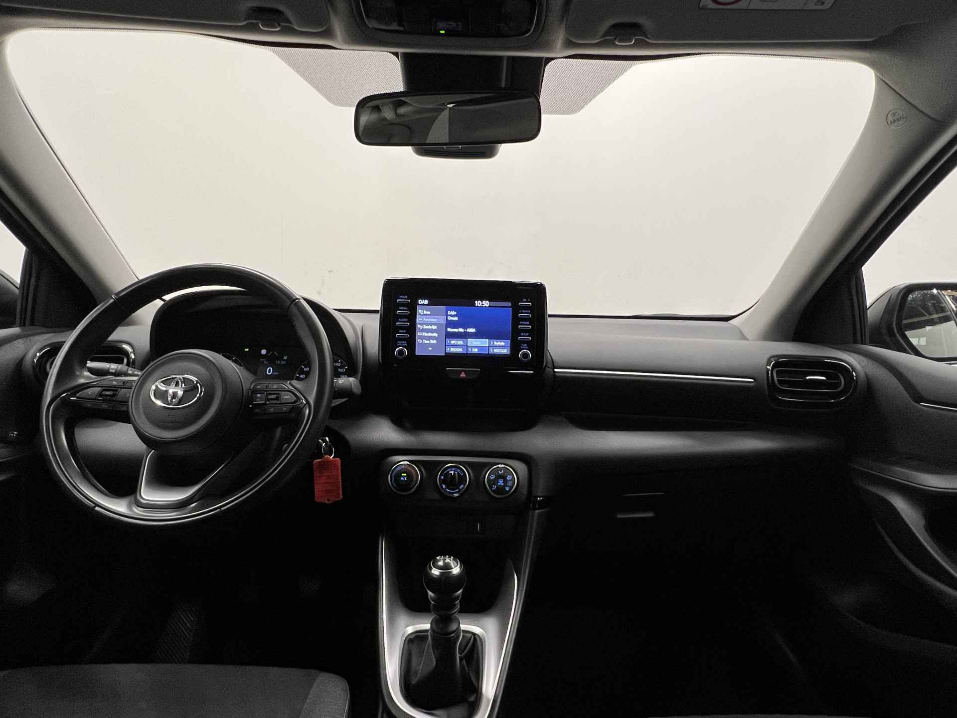 Toyota Yaris 1.5 VVT-i Active | CARPLAY | CAMERA | ADAP. CRUISE CONTROL | - 7/38