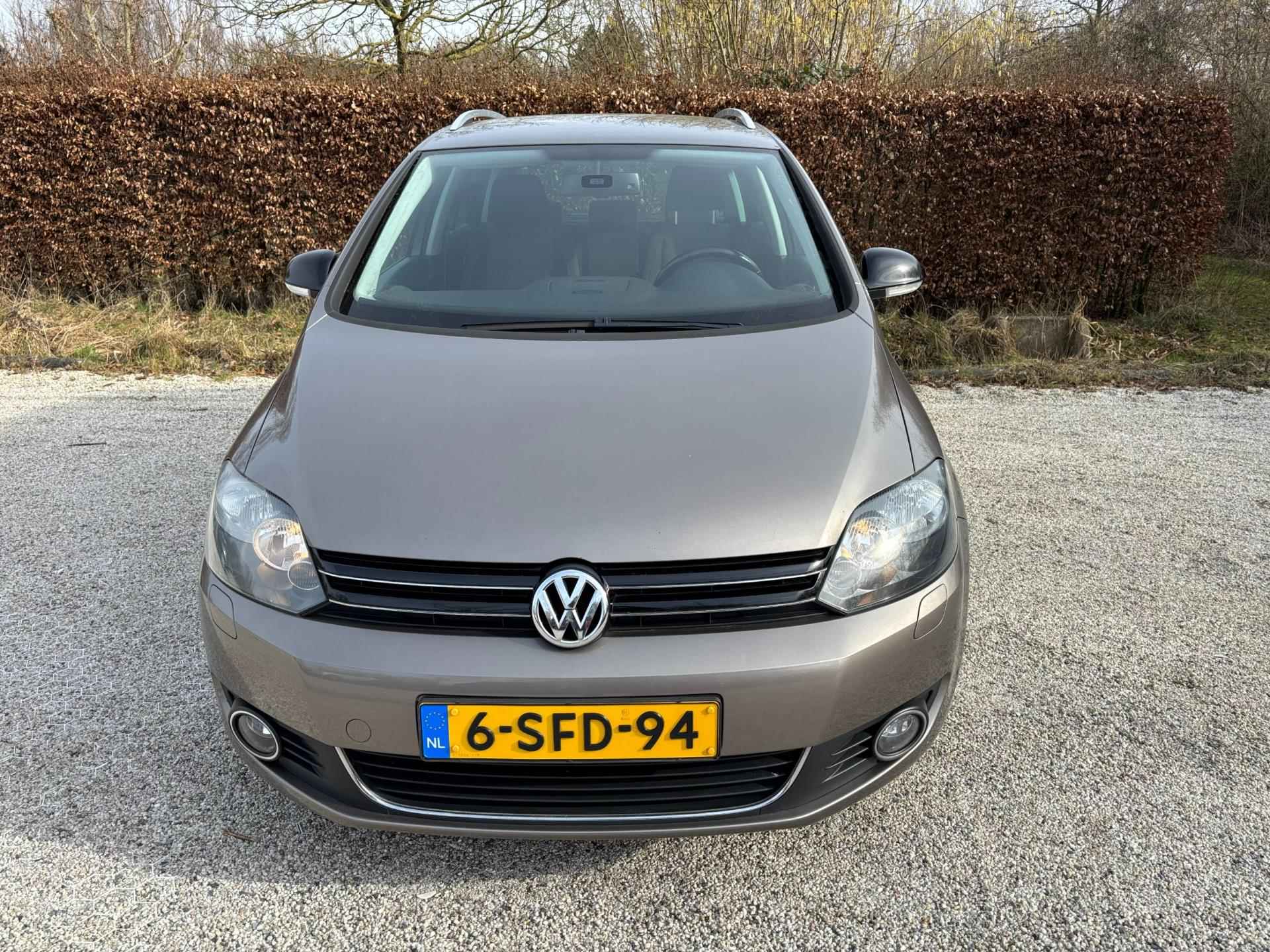 Volkswagen Golf Plus 1.6 TDI Highline BlueMotion - 10/45