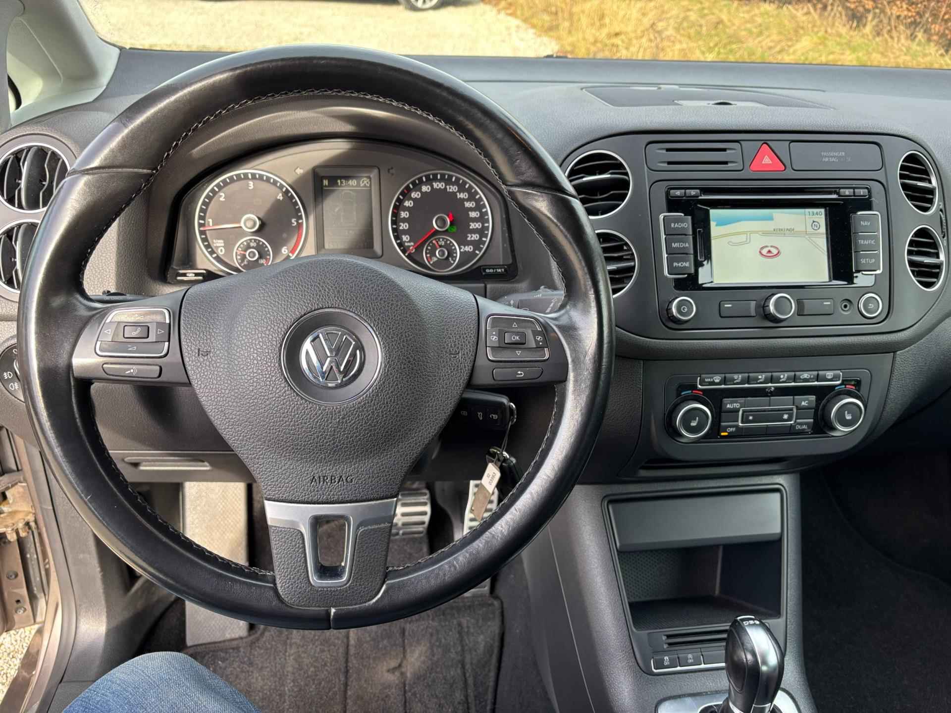 Volkswagen Golf Plus 1.6 TDI Highline BlueMotion - 18/45