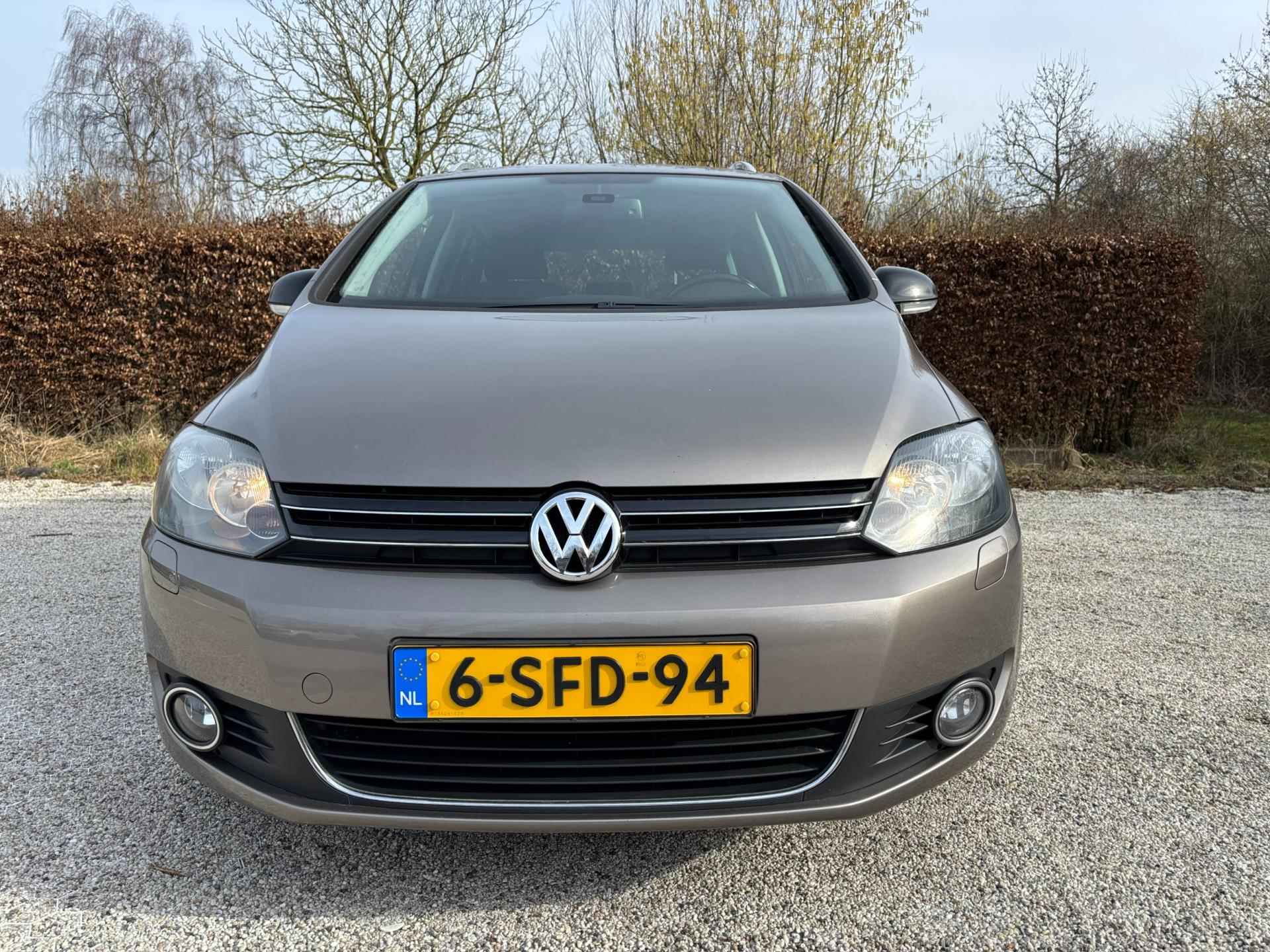 Volkswagen Golf Plus 1.6 TDI Highline BlueMotion - 23/45