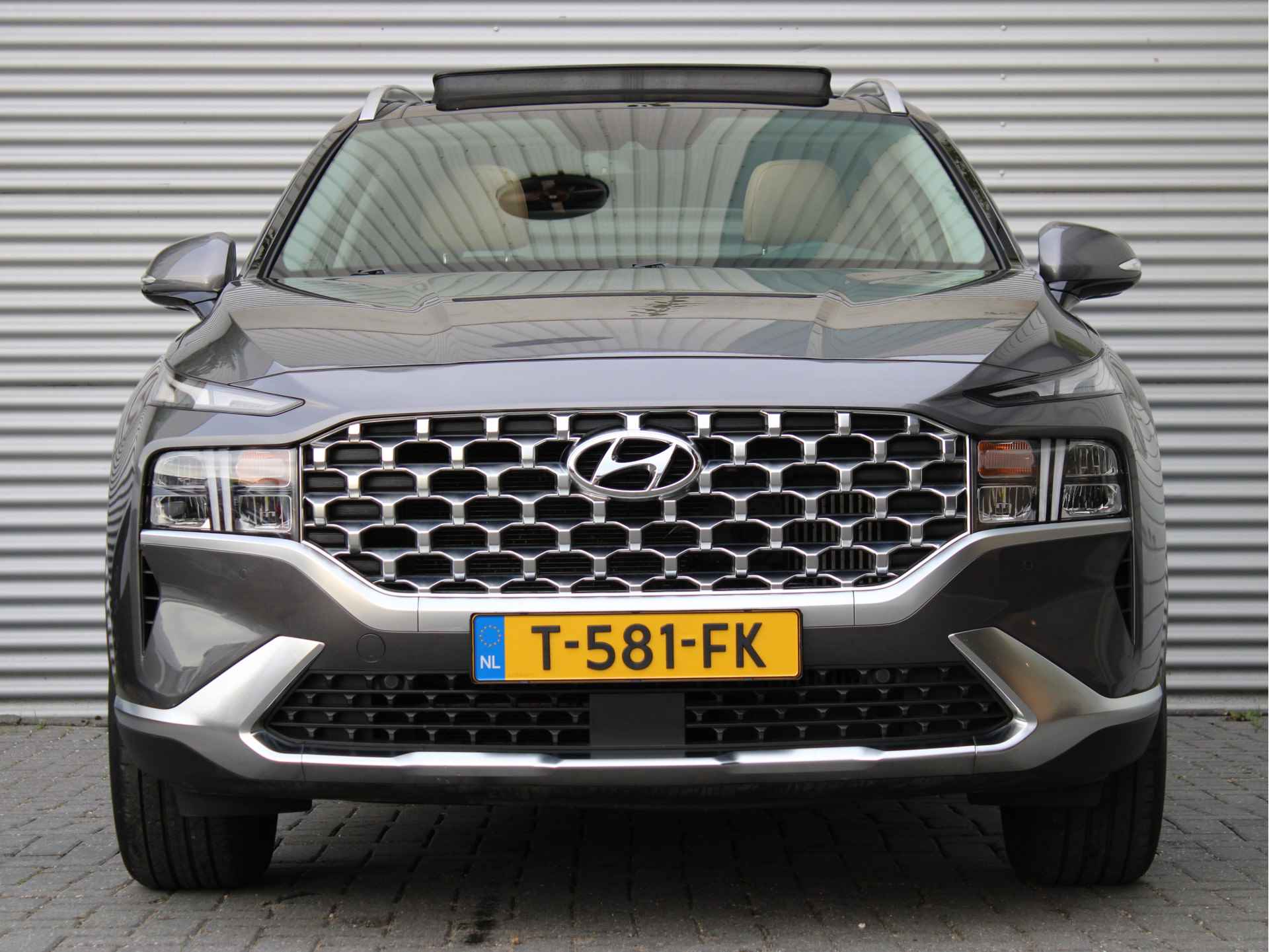 Hyundai Santa Fe 1.6 T-GDI HEV Comfort Smart Sky 7p. 230pk Automaat | Afn. Trekhaak | Schuif-/Kanteldak | Leder | Stoelverwarming | Elektr. Stoel - 3/40