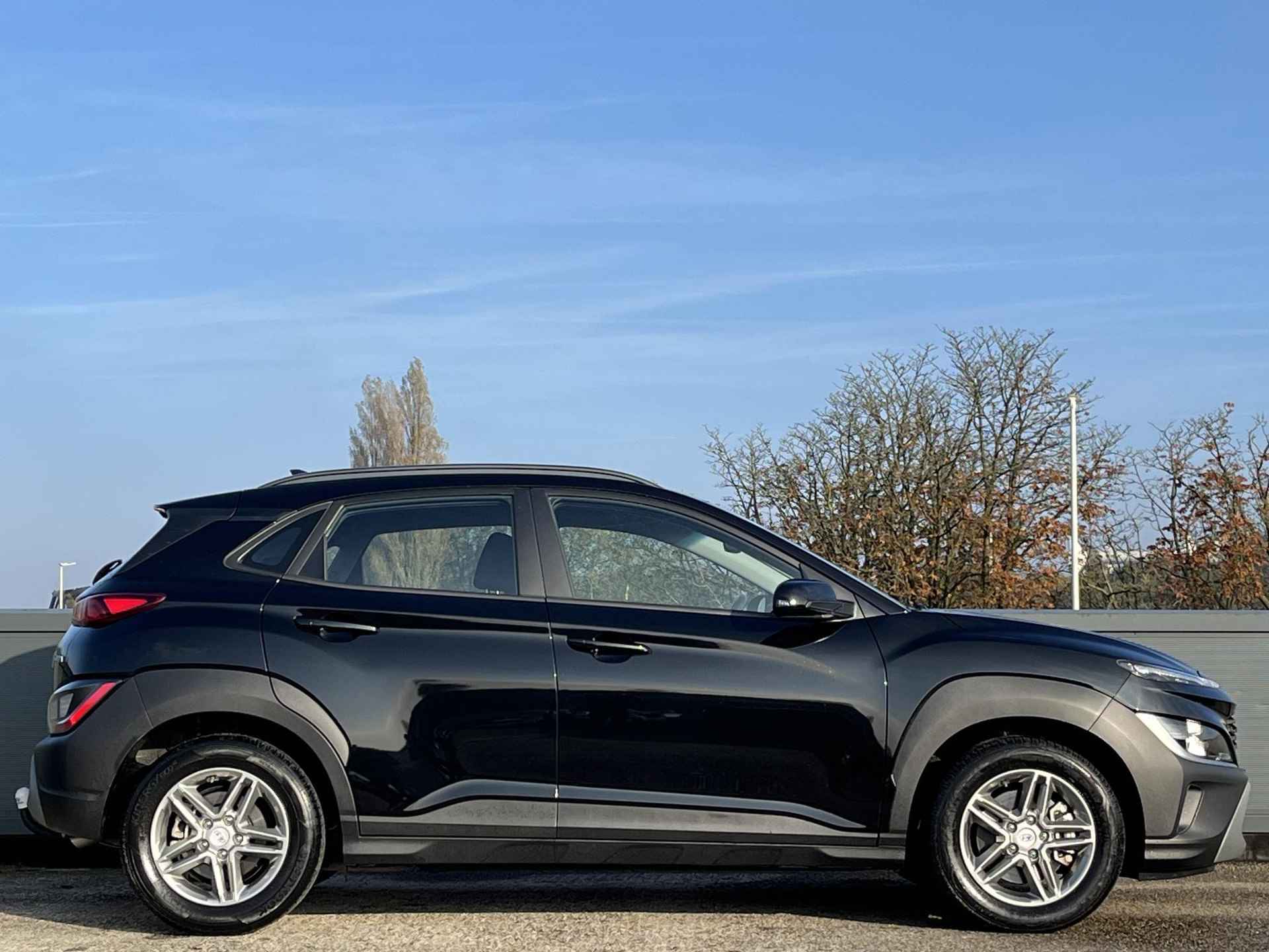 Hyundai Kona 1.6 GDI HEV Comfort Smart | Ingebouwde navigatiesysteem | Parkeersensoren |Trekhaak | Achteruitrijcamera & Pdc | Lichtmetalen velgen | - 7/48