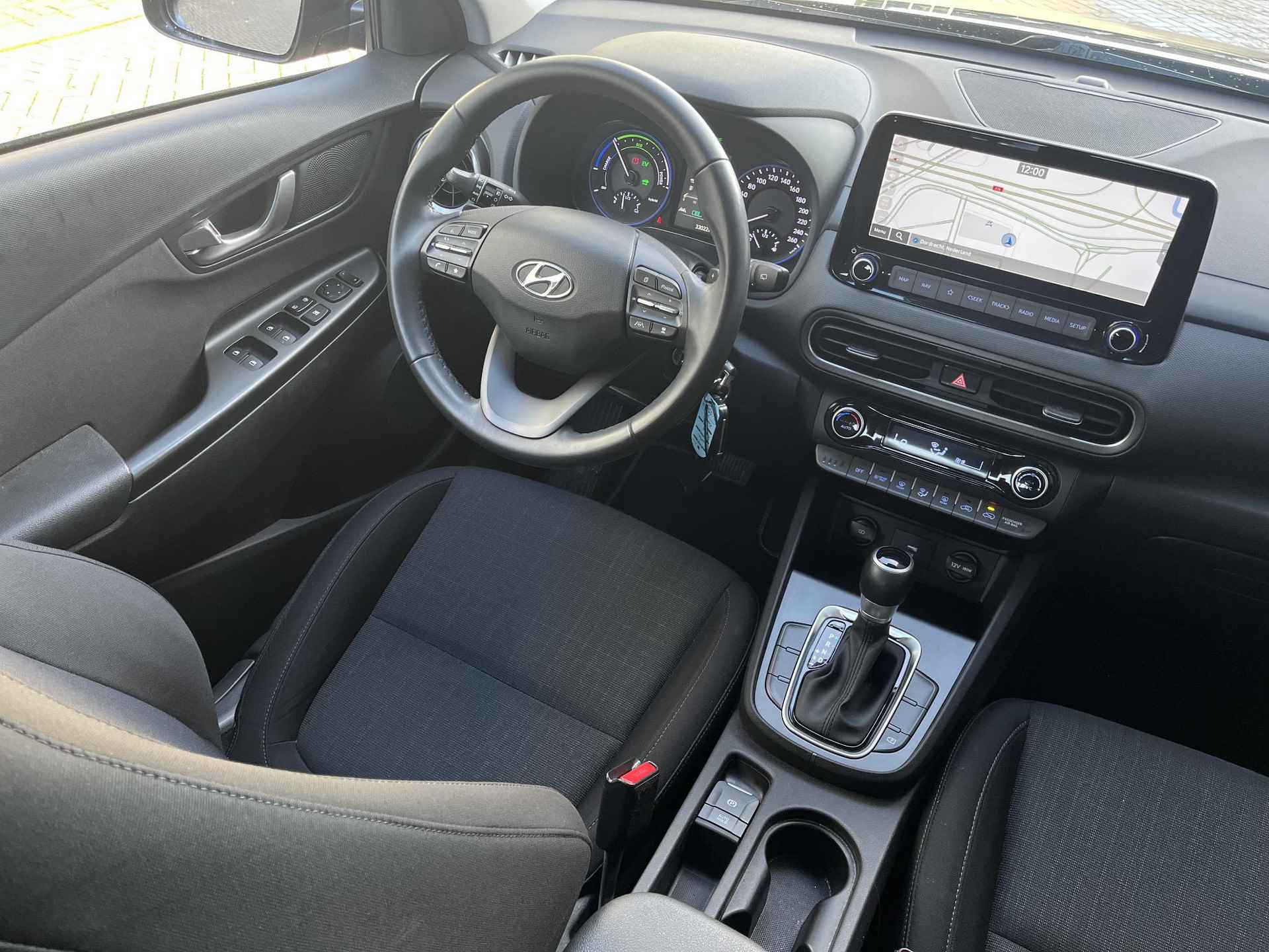 Hyundai Kona 1.6 GDI HEV Comfort Smart | Ingebouwde navigatiesysteem | Parkeersensoren |Trekhaak | Achteruitrijcamera & Pdc | Lichtmetalen velgen | - 13/48